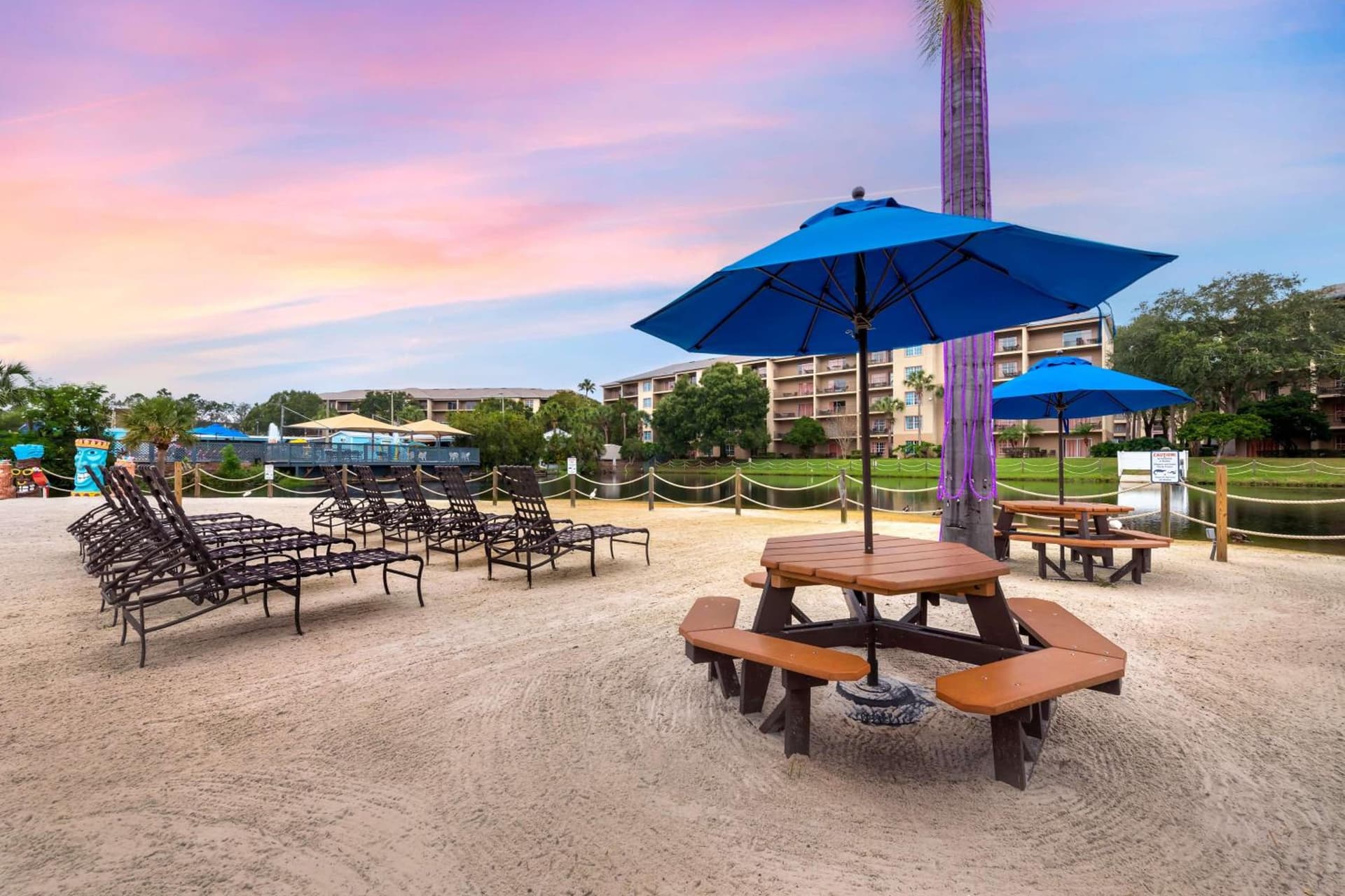 Hilton Vacation Club Aqua Sol Orlando West property views in Orlando, FL — gallery photo 3