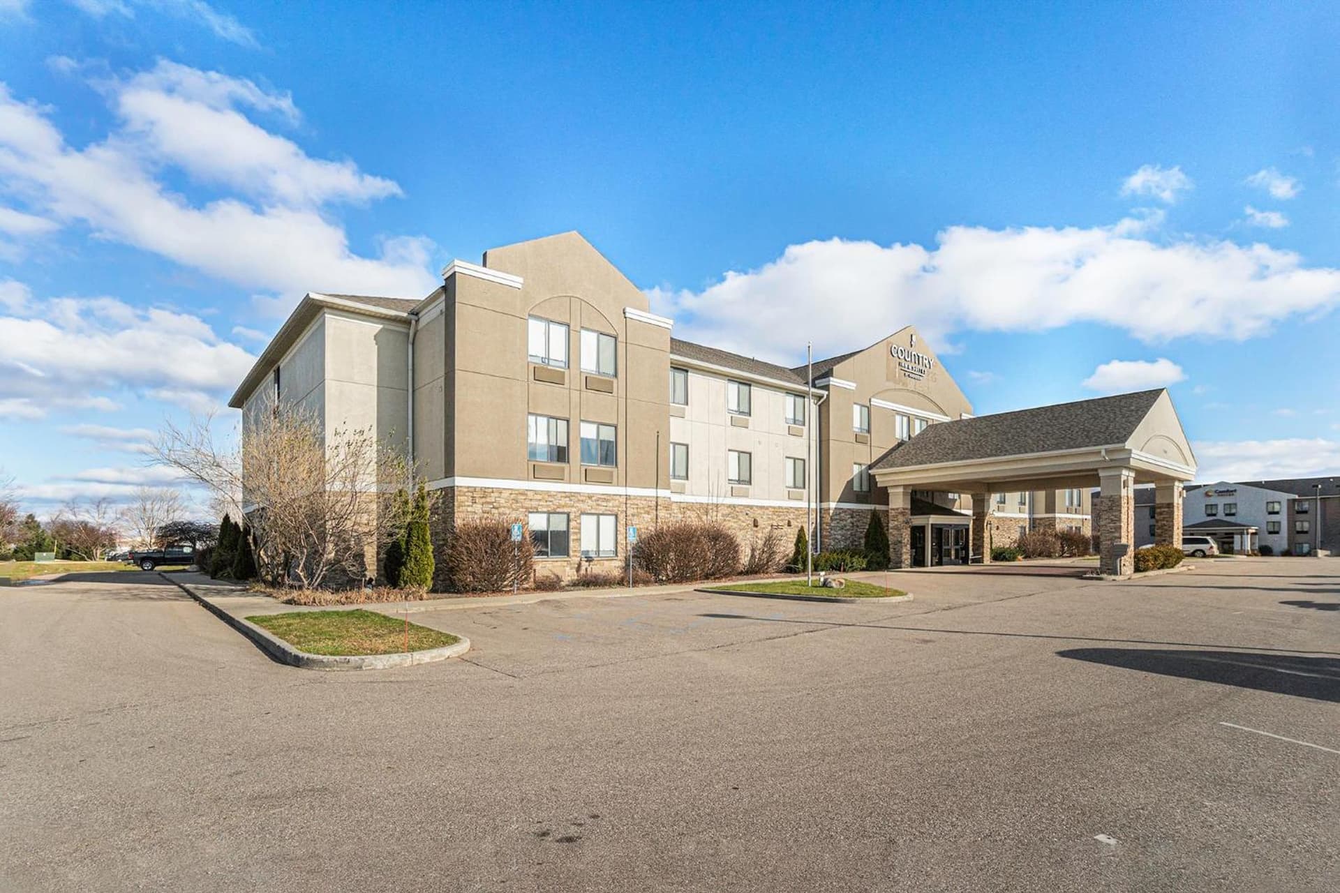 Country Inn & Suites by Radisson, South Haven, MI featured exterior or lobby in South Haven, MI — similar hotel