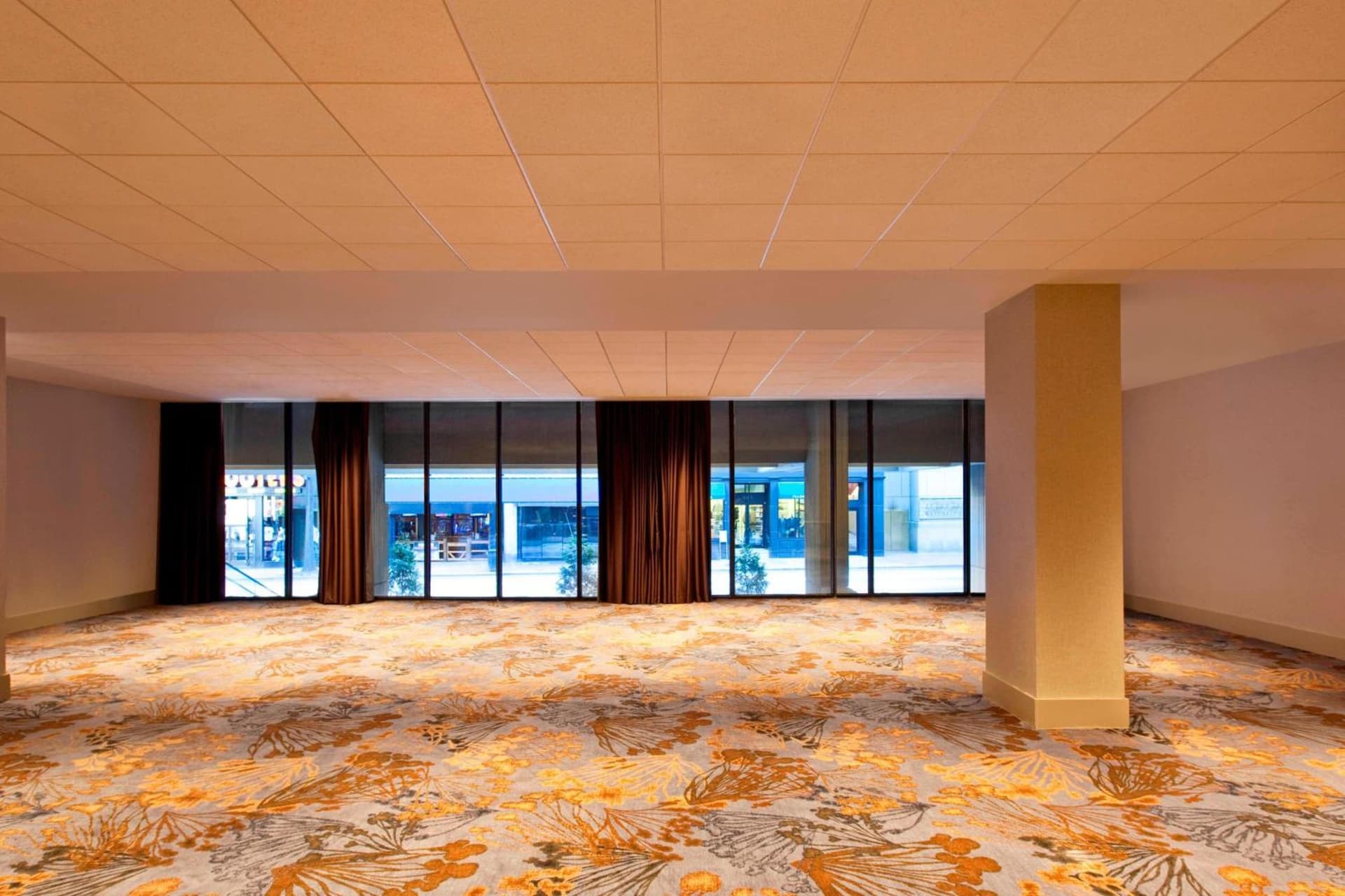 The Westin Peachtree Plaza, Atlanta gallery photo in Atlanta, GA — image 105