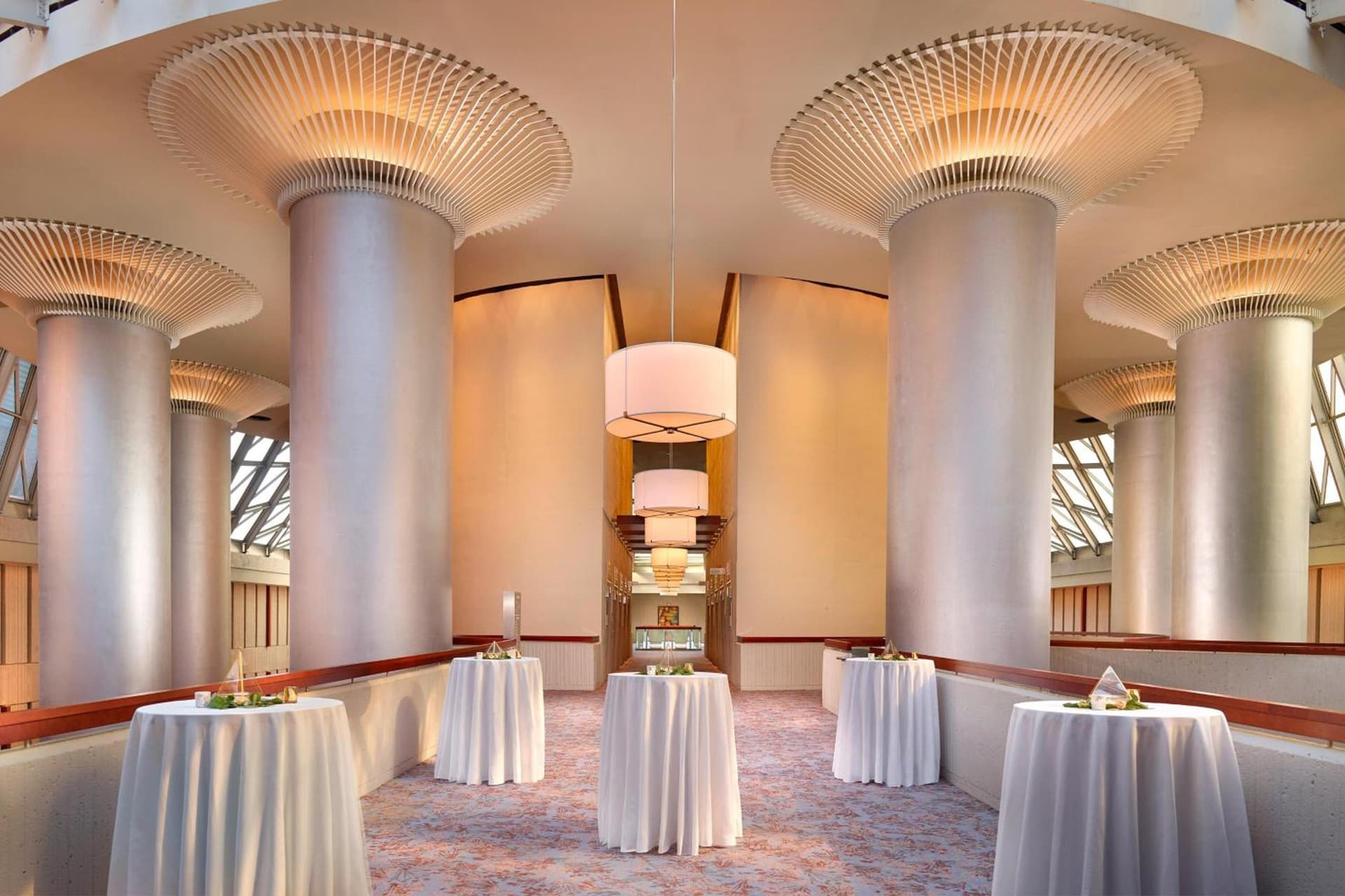 The Westin Peachtree Plaza, Atlanta gallery photo in Atlanta, GA — image 117