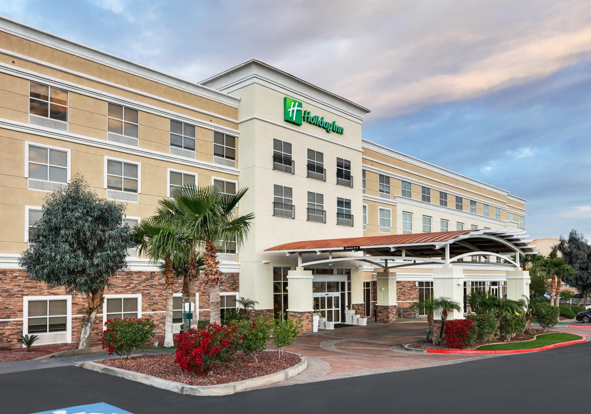 Holiday Inn Yuma by IHG property views in Yuma, AZ — gallery photo 3