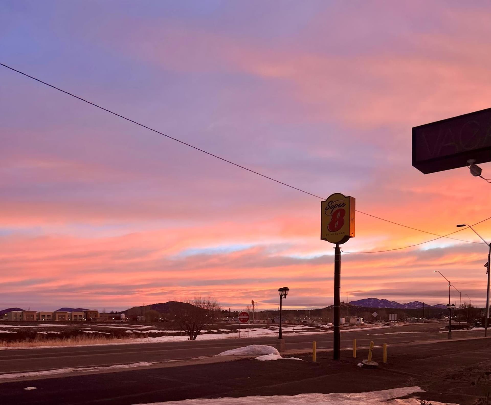 Super 8 by Wyndham Williams West Route 66 - Grand Canyon Area property views in Williams, AZ — gallery photo 3