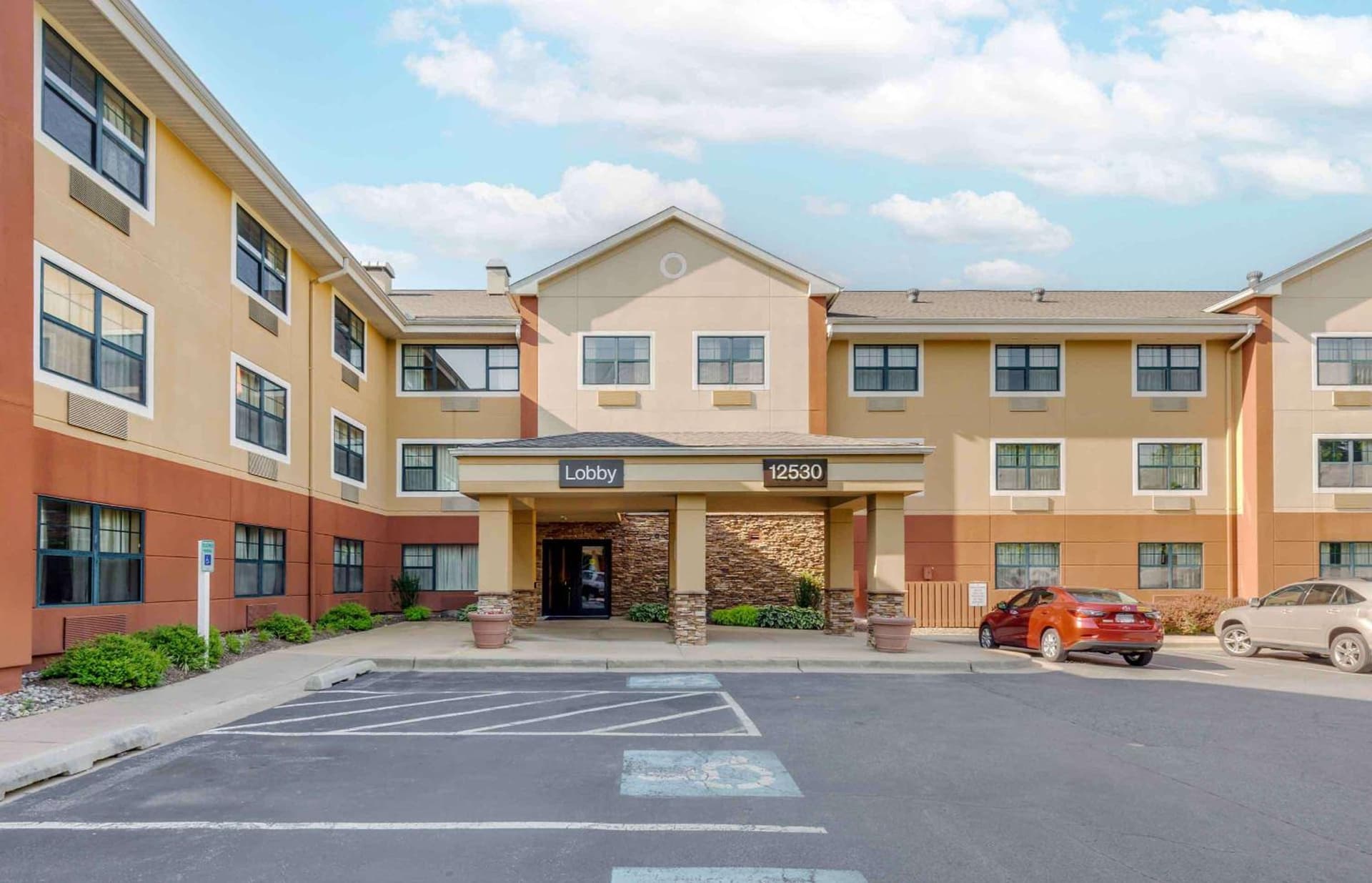 Studio 6 Corporate Extended Stay Washington, D C Germantown MD interior in Germantown, MD — gallery photo 2