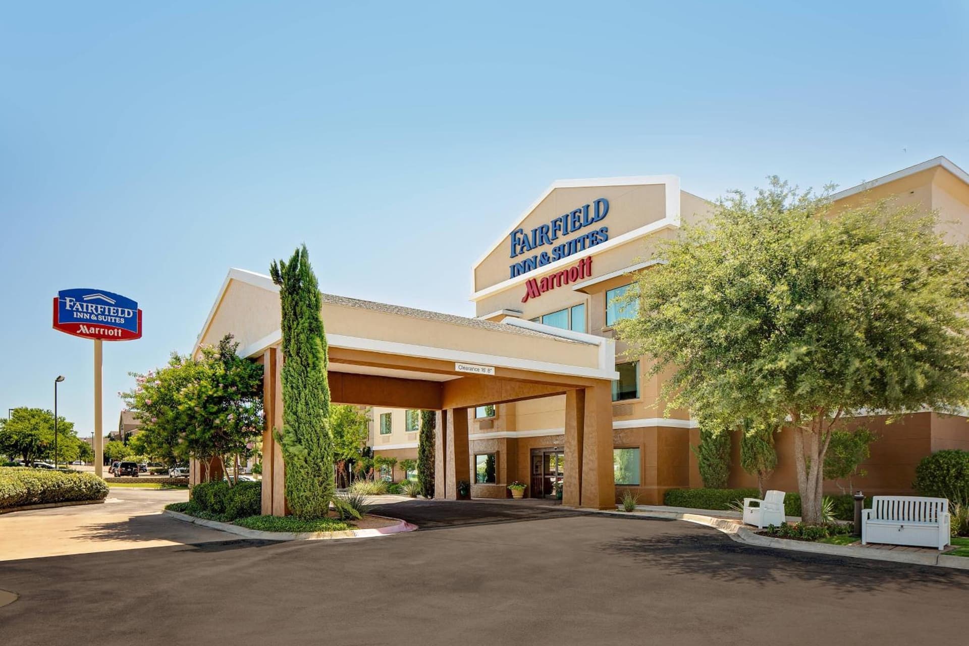 Fairfield Inn & Suites San Angelo interior in San Angelo, TX — gallery photo 2