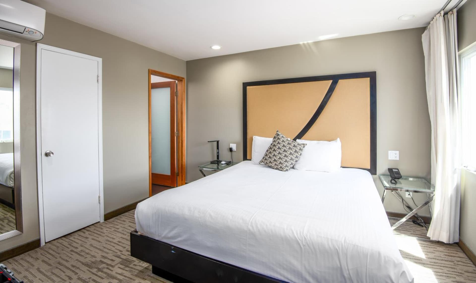 Grandview Inn gallery photo in Hermosa Beach, CA — image 22