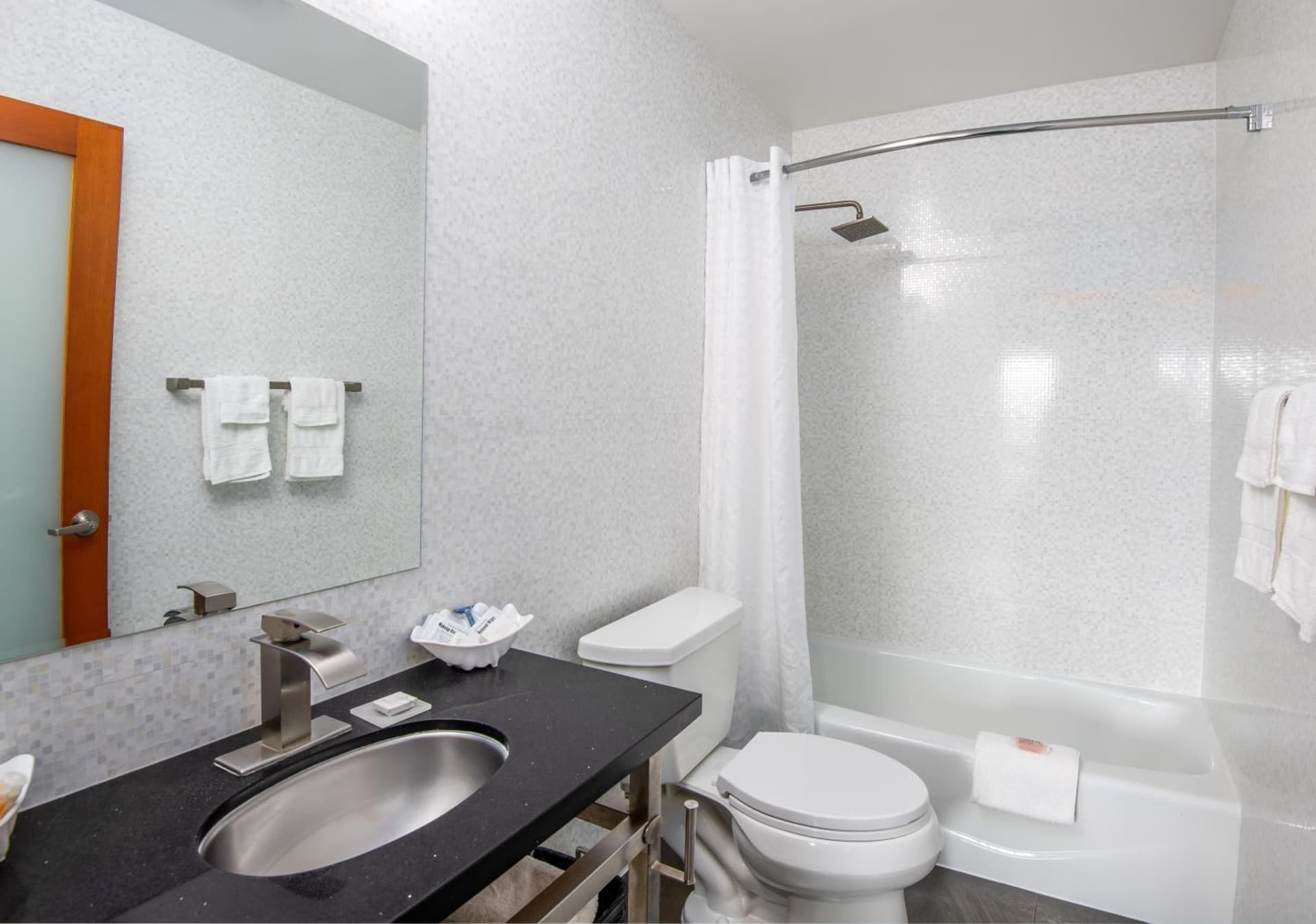 Grandview Inn gallery photo in Hermosa Beach, CA — image 5