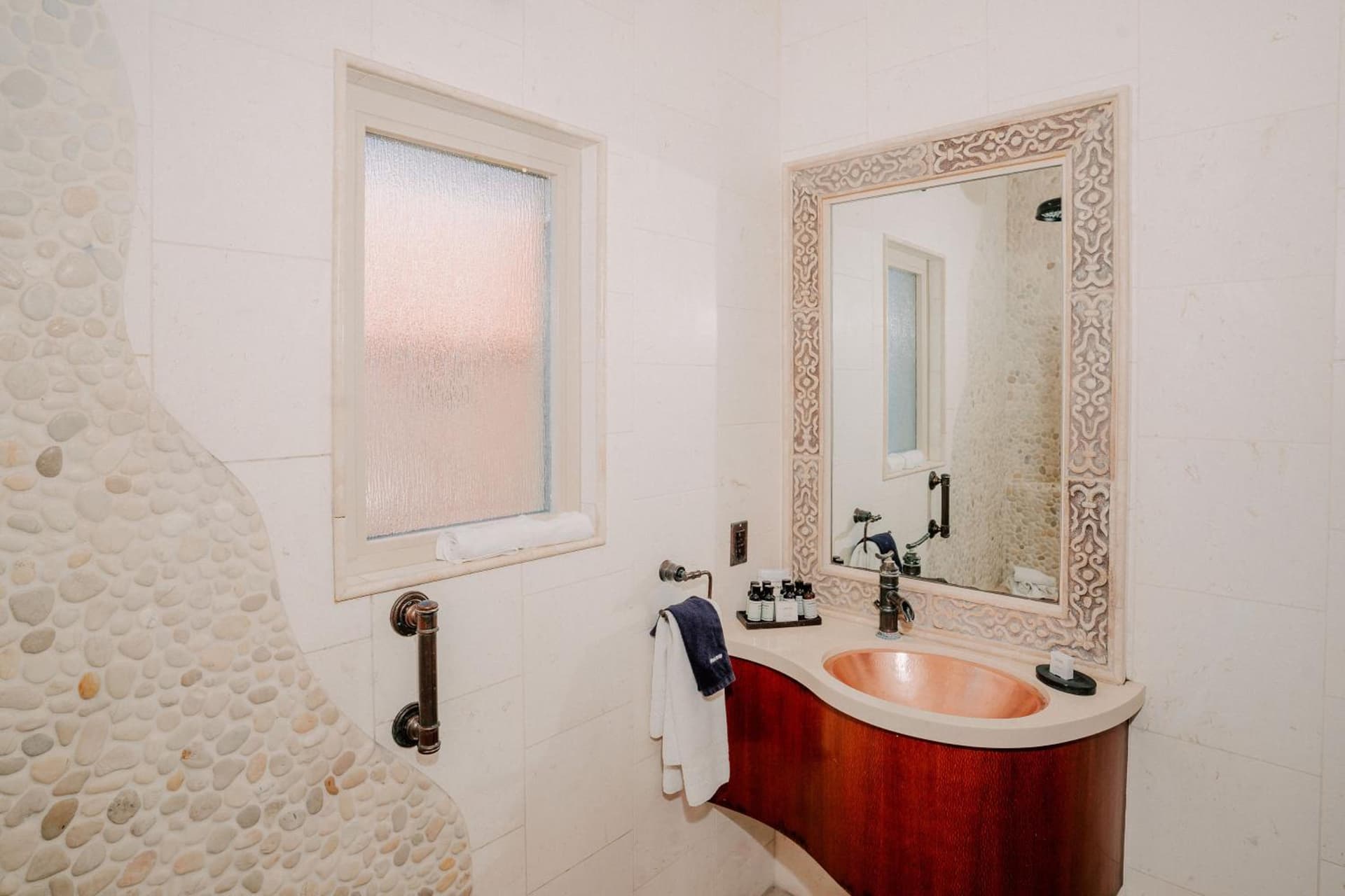 Pantai Inn gallery photo in San Diego, CA — image 208