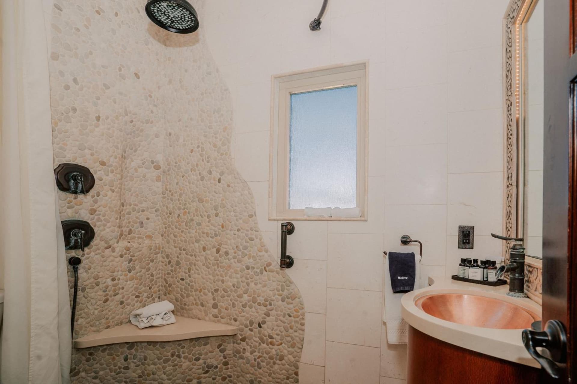 Pantai Inn gallery photo in San Diego, CA — image 207