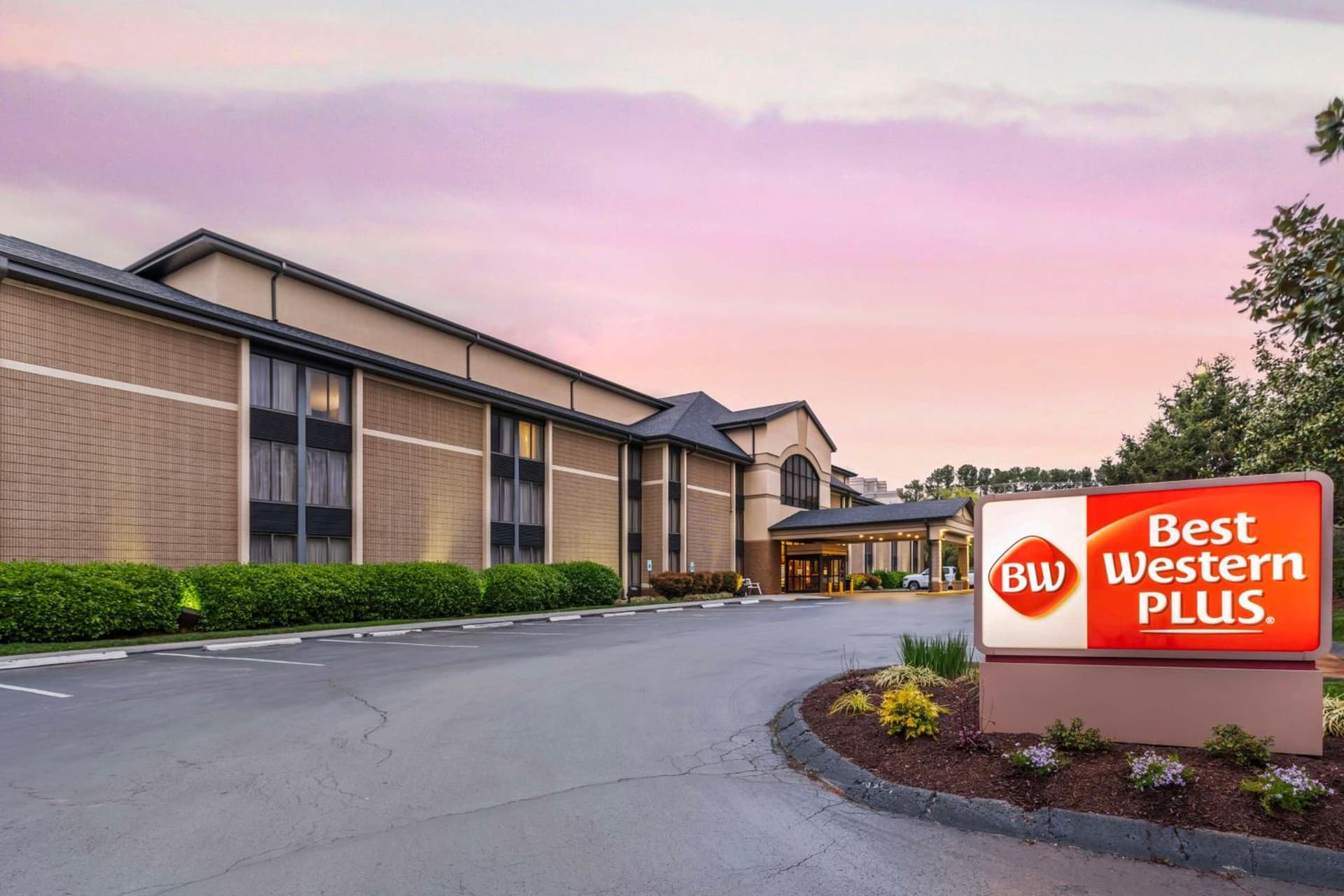 Best Western Plus Knoxville Cedar Bluff gallery photo in Knoxville, TN — image 18