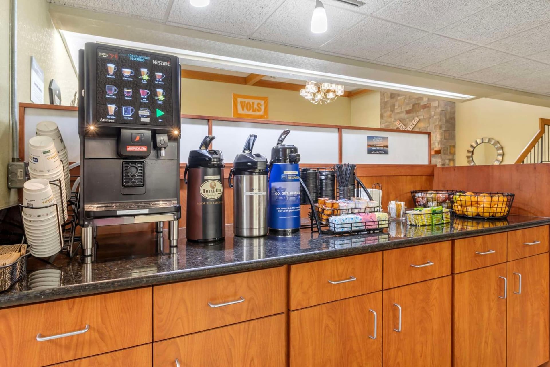 Best Western Plus Knoxville Cedar Bluff gallery photo in Knoxville, TN — image 19