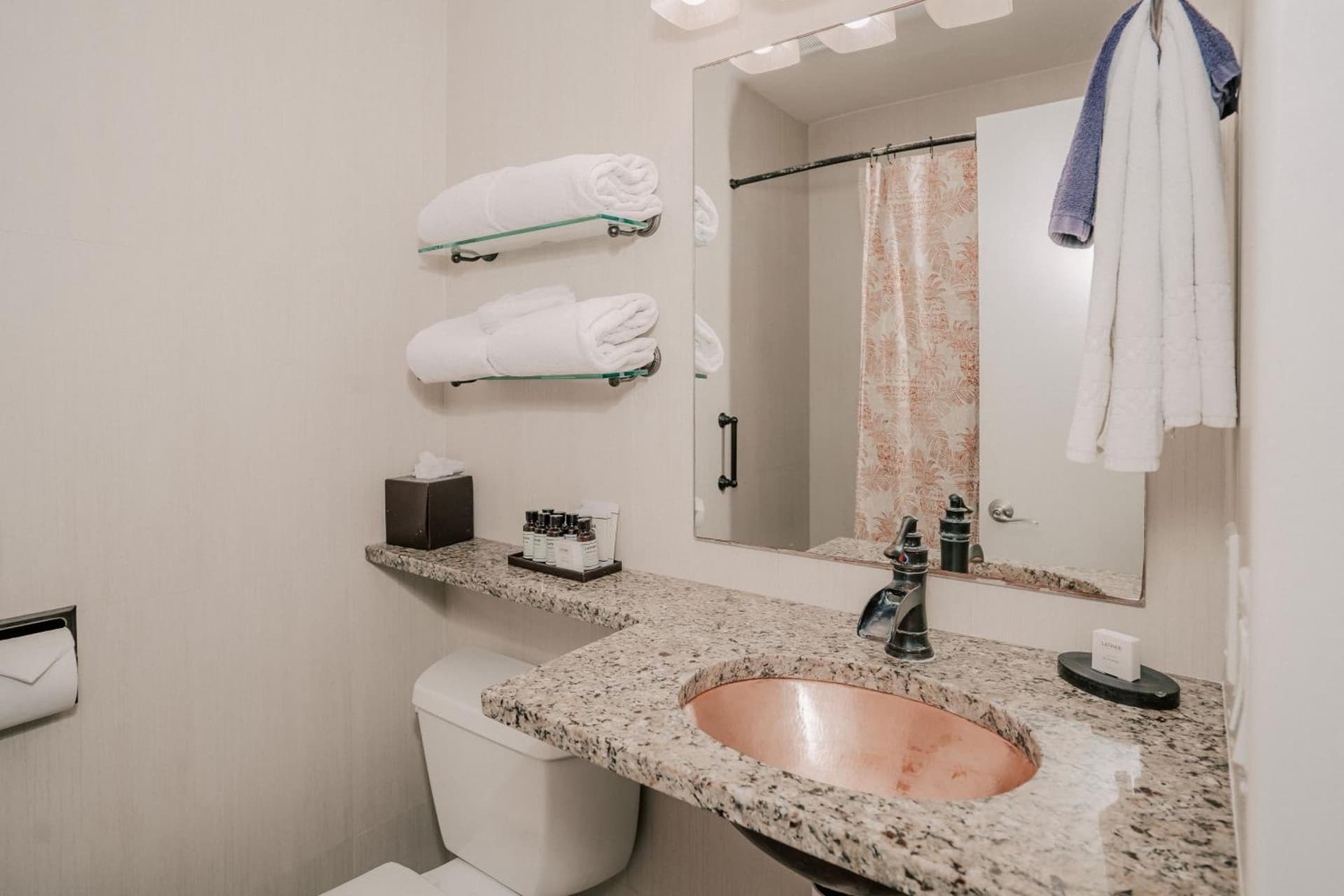 Pantai Inn gallery photo in San Diego, CA — image 55