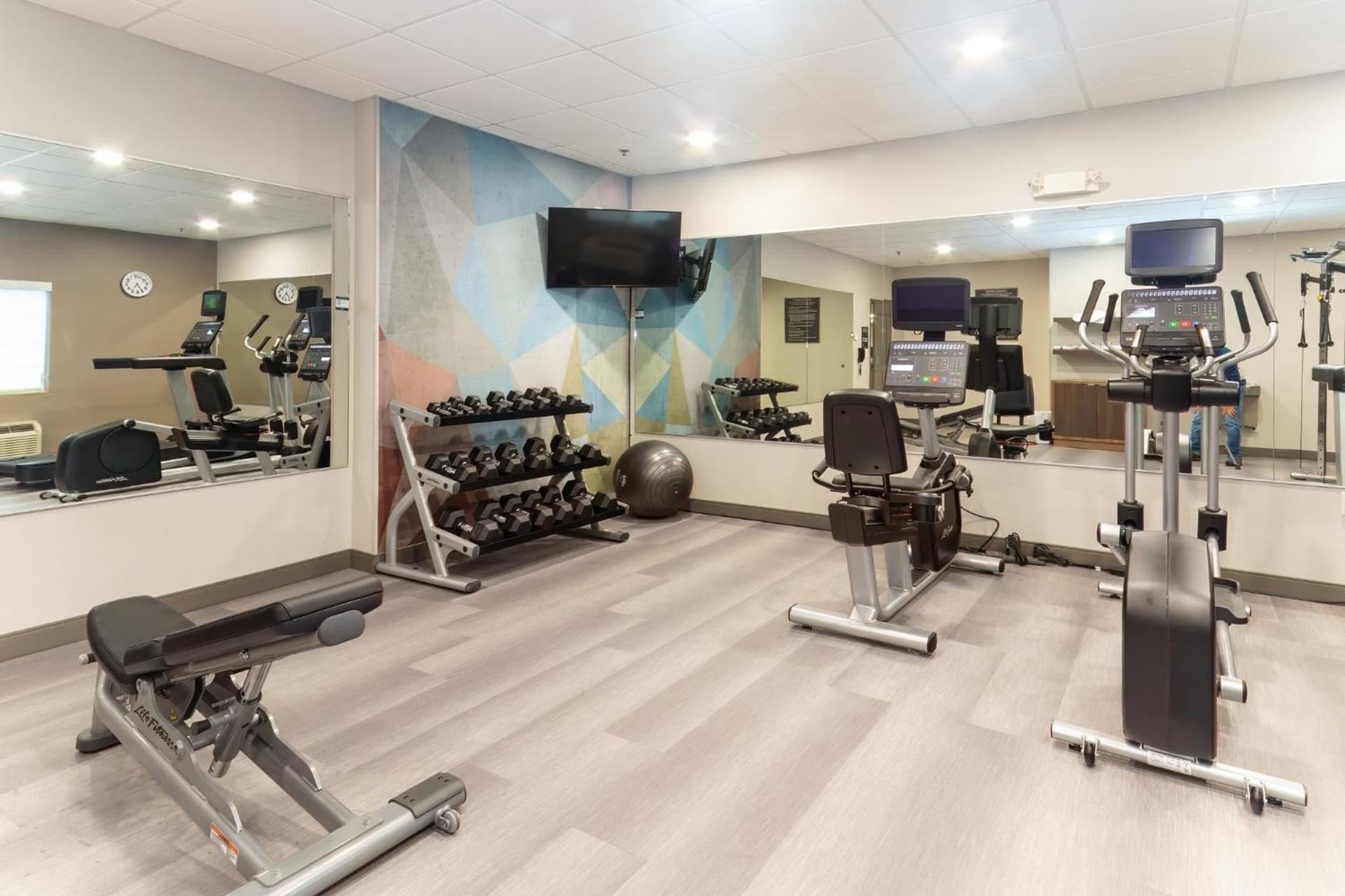 Candlewood Suites New Bern by IHG gallery photo in New Bern, NC — image 56