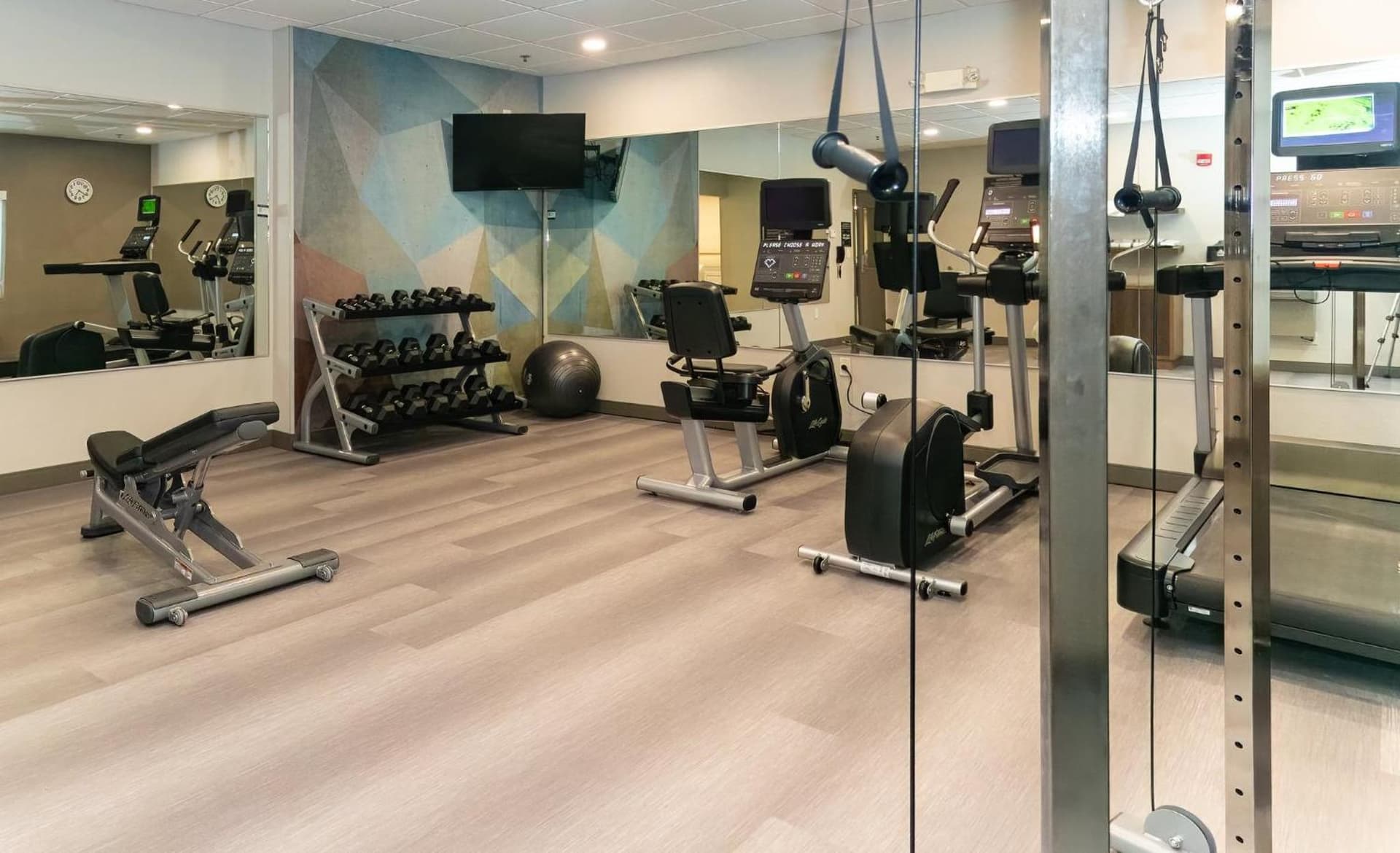 Candlewood Suites New Bern by IHG gallery photo in New Bern, NC — image 49