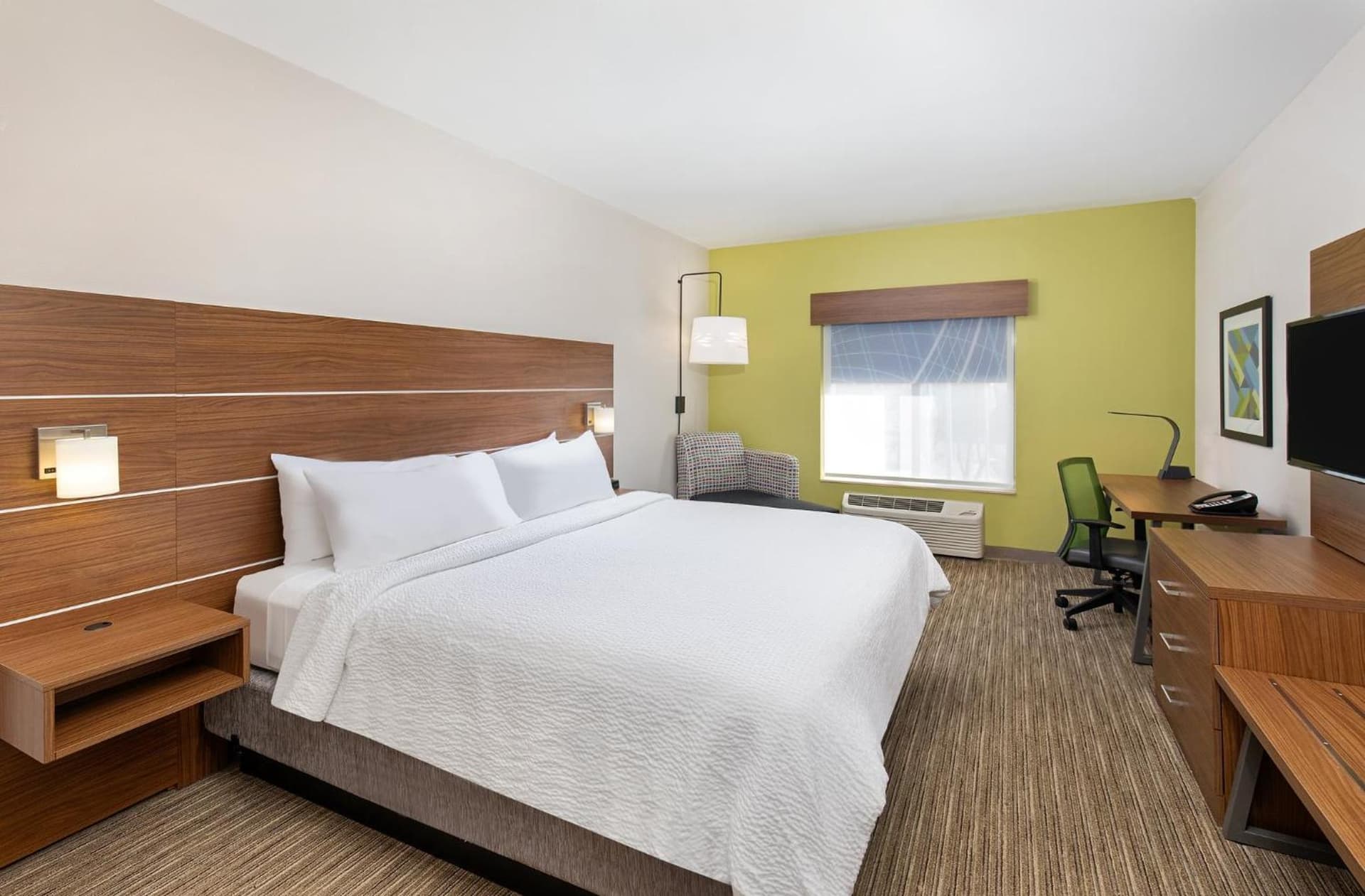 Holiday Inn Express Hotel & Suites Birmingham - Inverness 280 by IHG gallery photo in Birmingham, AL — image 32