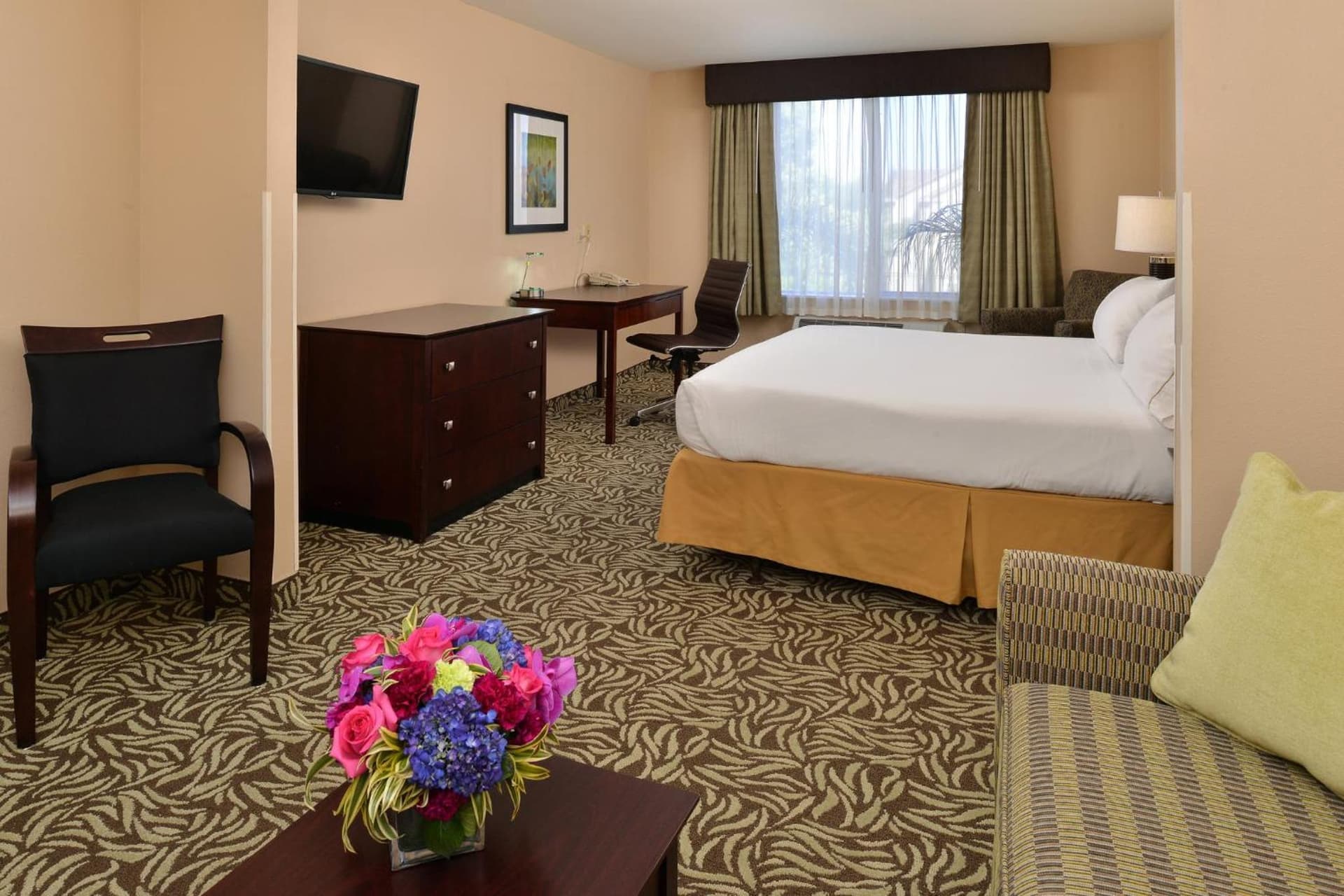 Holiday Inn Express Fresno River Park Highway 41 by IHG gallery photo in Fresno, CA — image 24