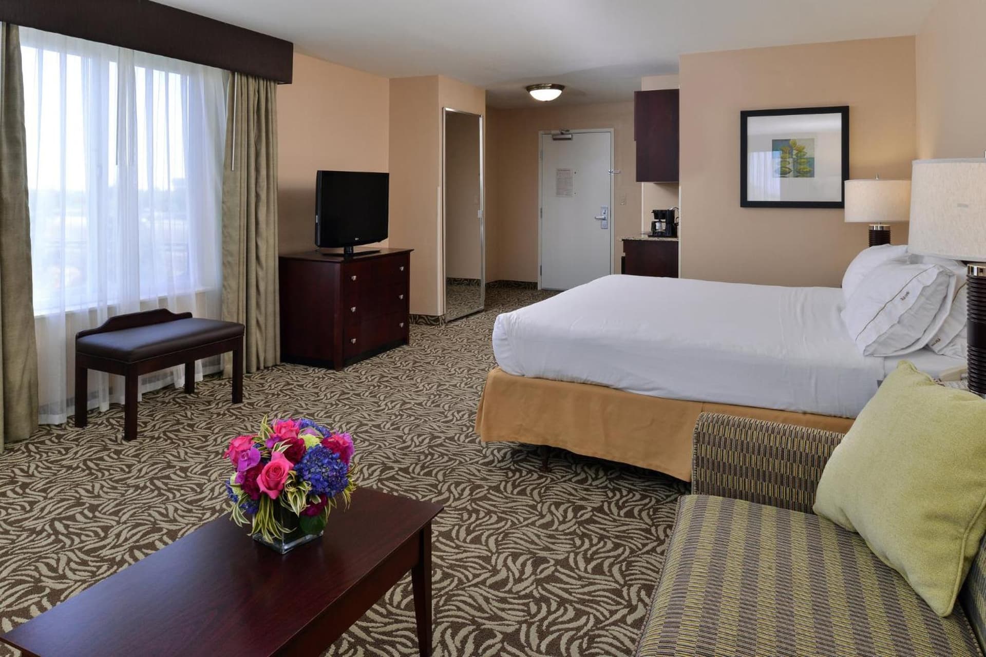 Holiday Inn Express Fresno River Park Highway 41 by IHG gallery photo in Fresno, CA — image 53