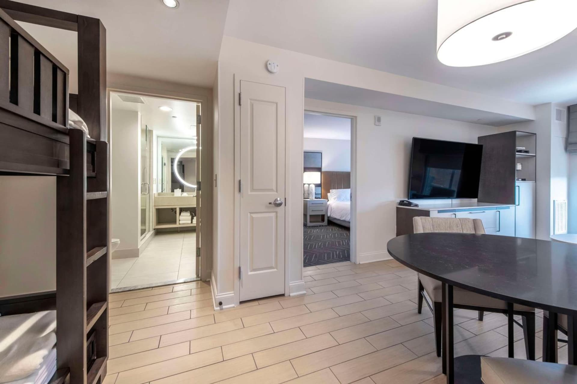 Embassy Suites by Hilton Raleigh Durham Airport Brier Creek gallery photo in Raleigh, NC — image 91