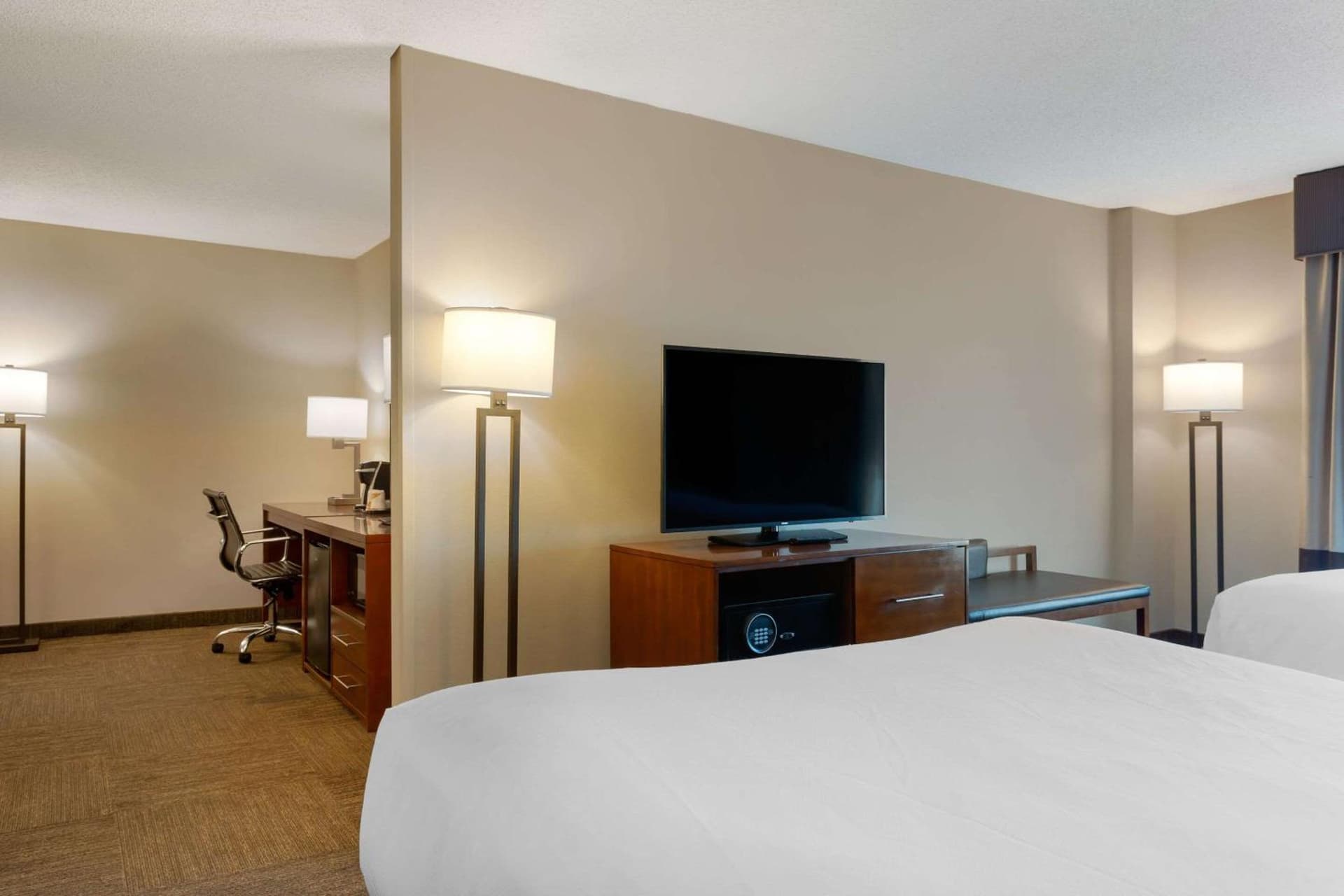 Comfort Inn & Suites Presidential gallery photo in Little Rock, AR — image 32