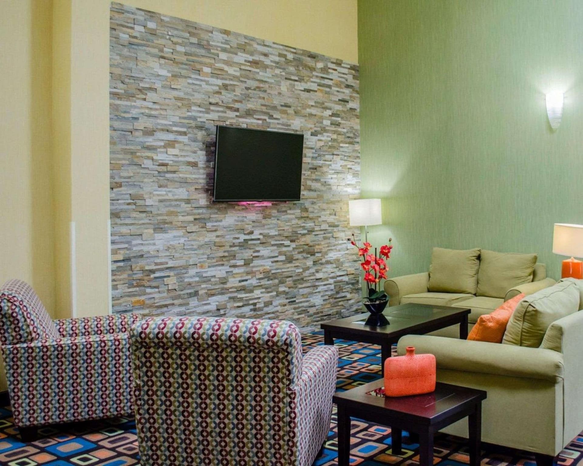 Quality Inn & Suites Medina - Akron West property views in Medina, OH — gallery photo 3