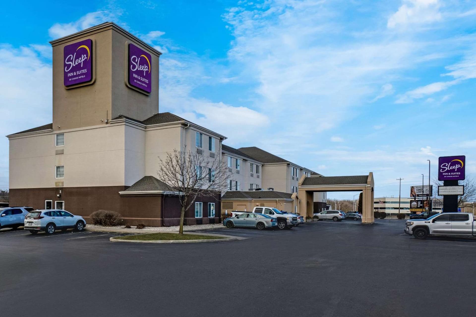 Sleep Inn & Suites Green Bay South interior in De Pere, WI — gallery photo 2