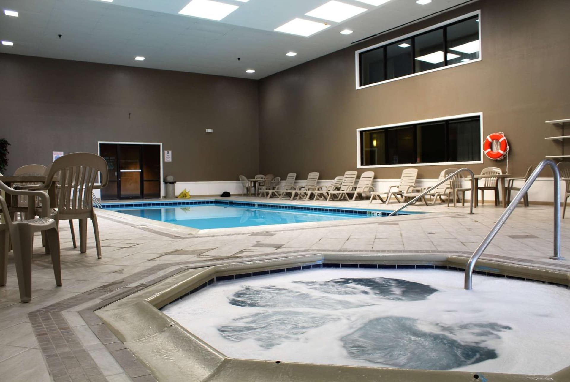 Ramada by Wyndham North Platte property views in North Platte, NE — gallery photo 3