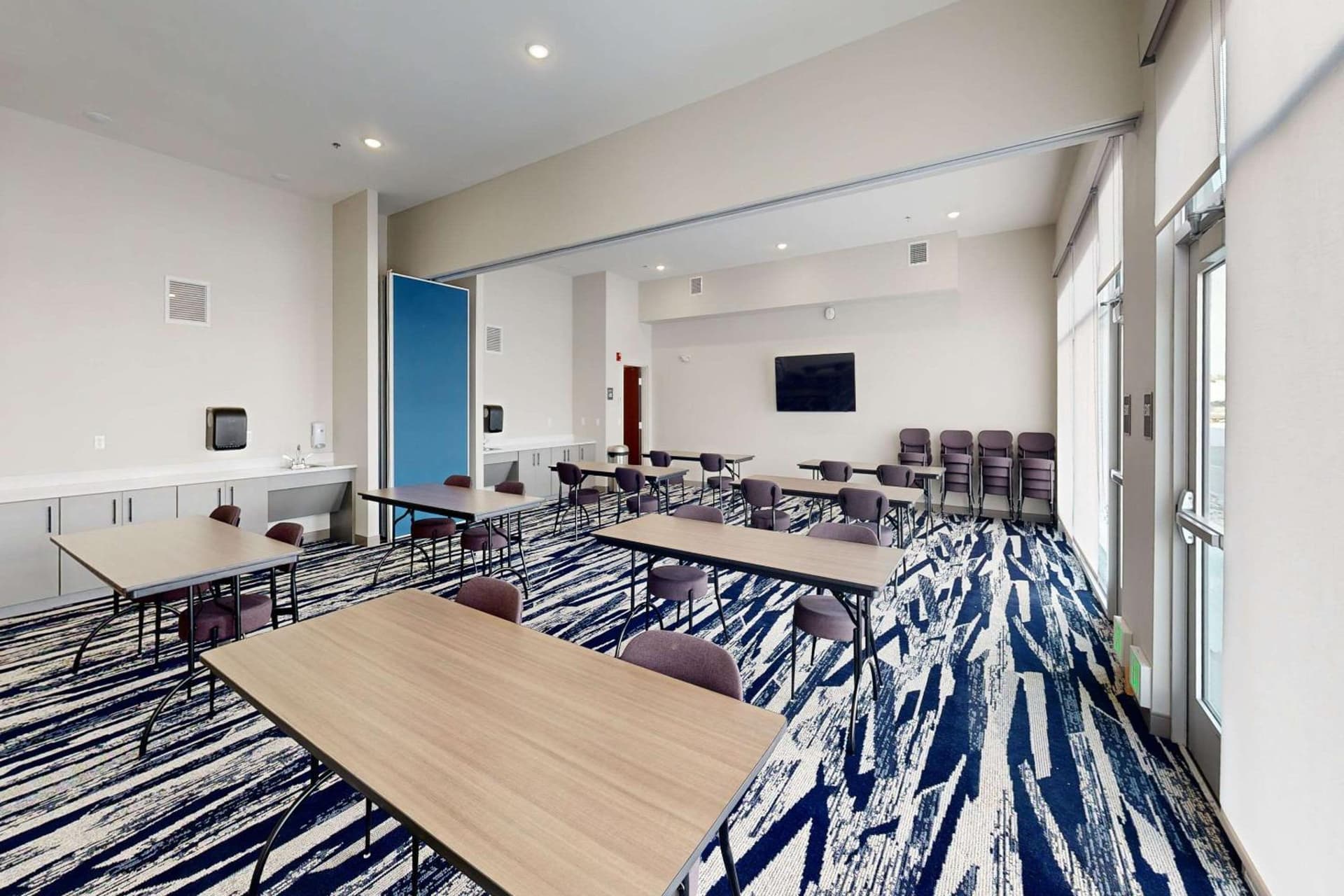 Comfort Inn & Suites at Sanford Sports Complex gallery photo in Sioux Falls, SD — image 38