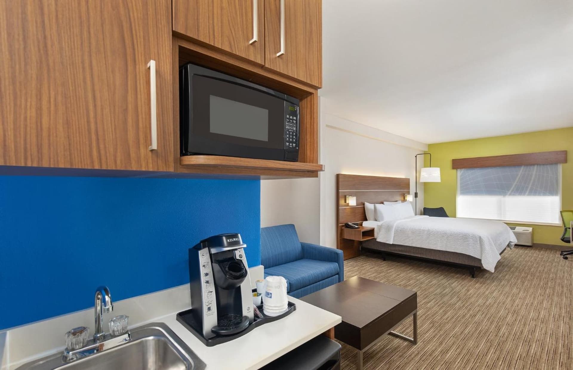 Holiday Inn Express Hotel & Suites Birmingham - Inverness 280 by IHG gallery photo in Birmingham, AL — image 23