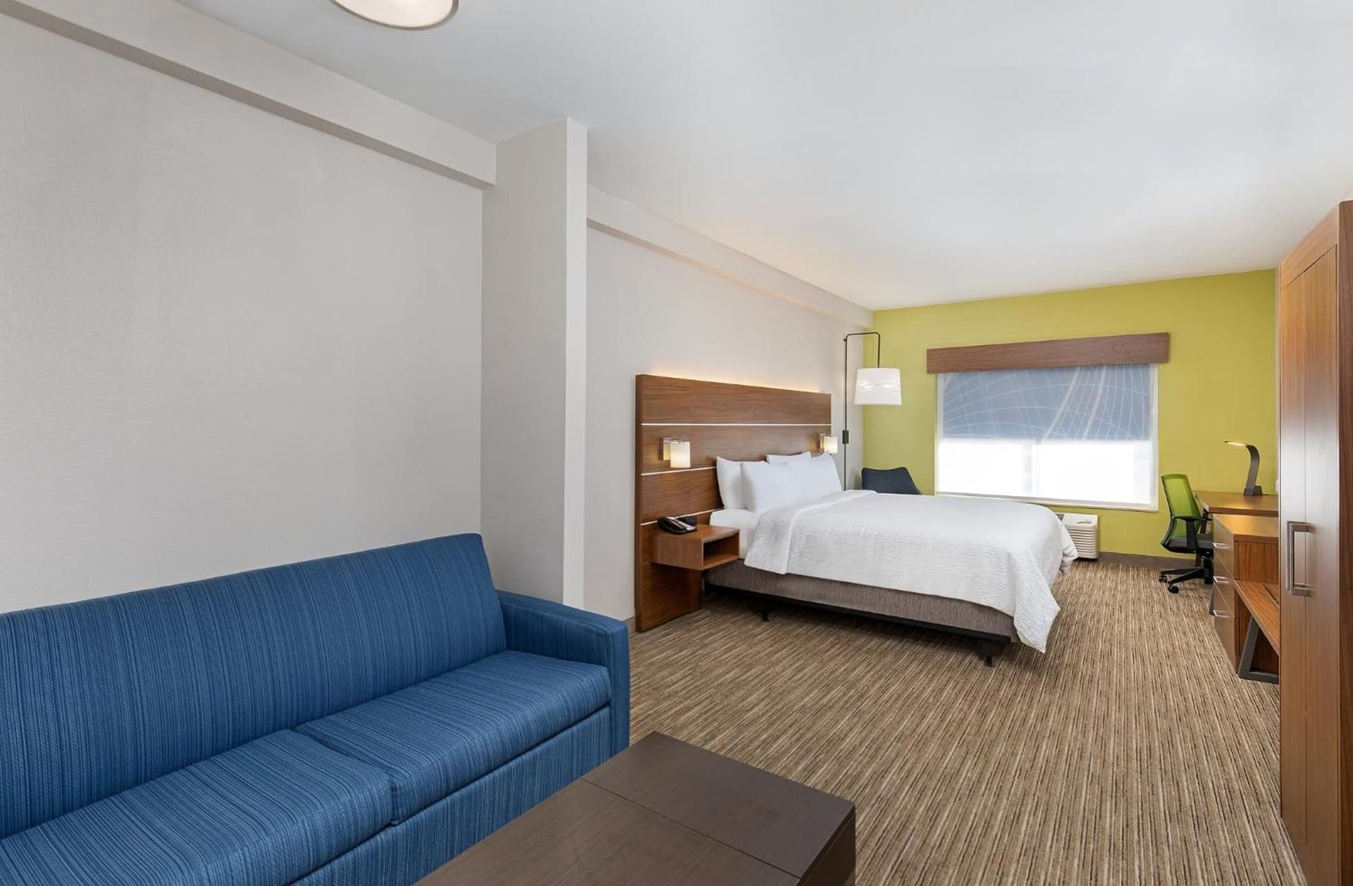 Holiday Inn Express Hotel & Suites Birmingham - Inverness 280 by IHG gallery photo in Birmingham, AL — image 22