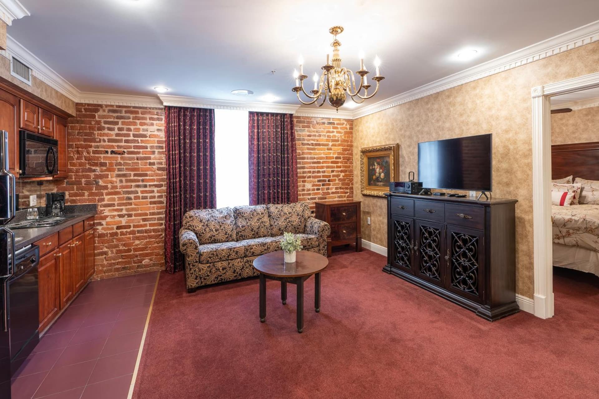 Quarter House Suites gallery photo in New Orleans, LA — image 4