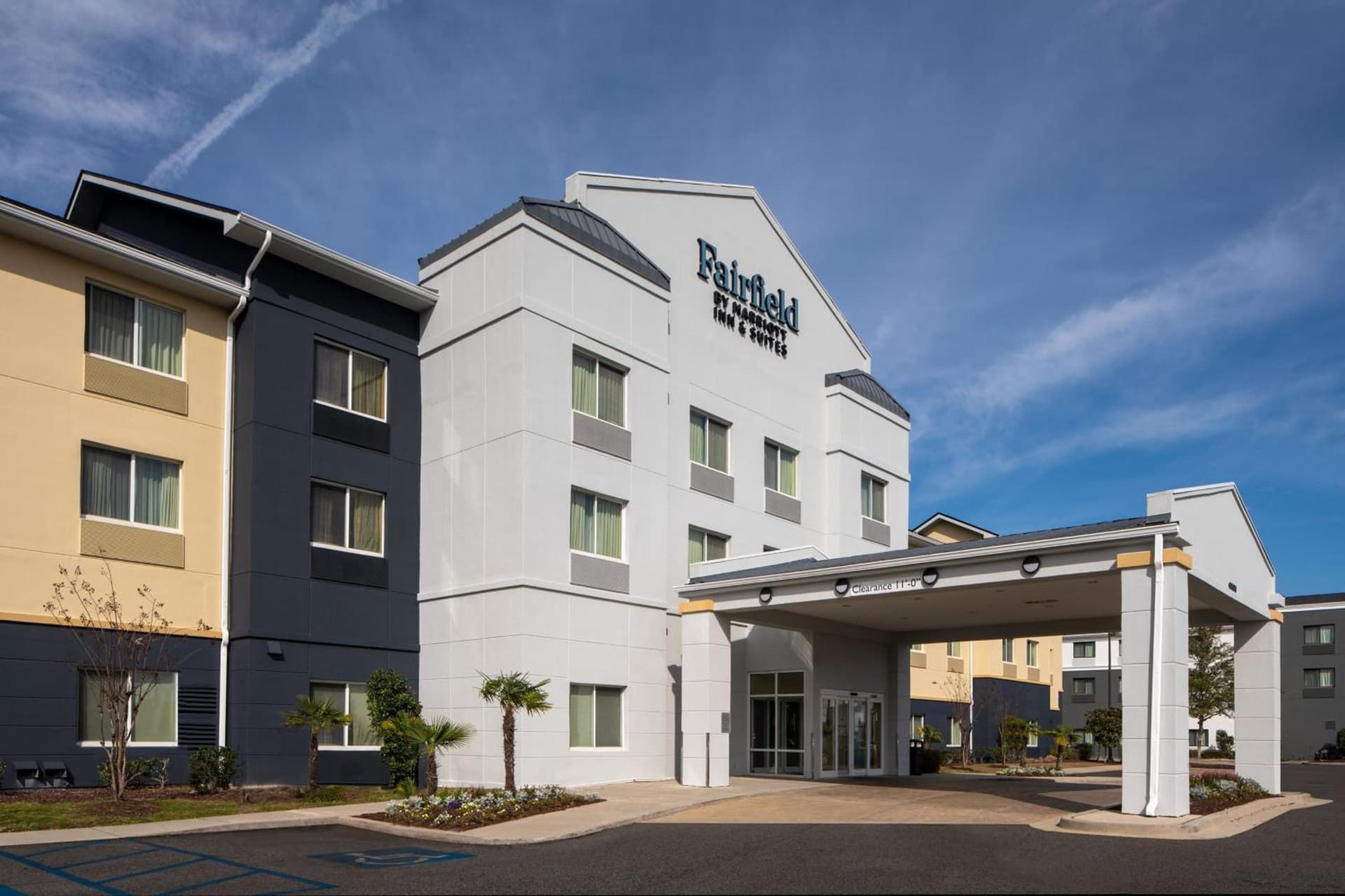 Fairfield Inn & Suites by Marriott Mobile Daphne/Eastern Shore interior in Spanish Fort, AL — gallery photo 2