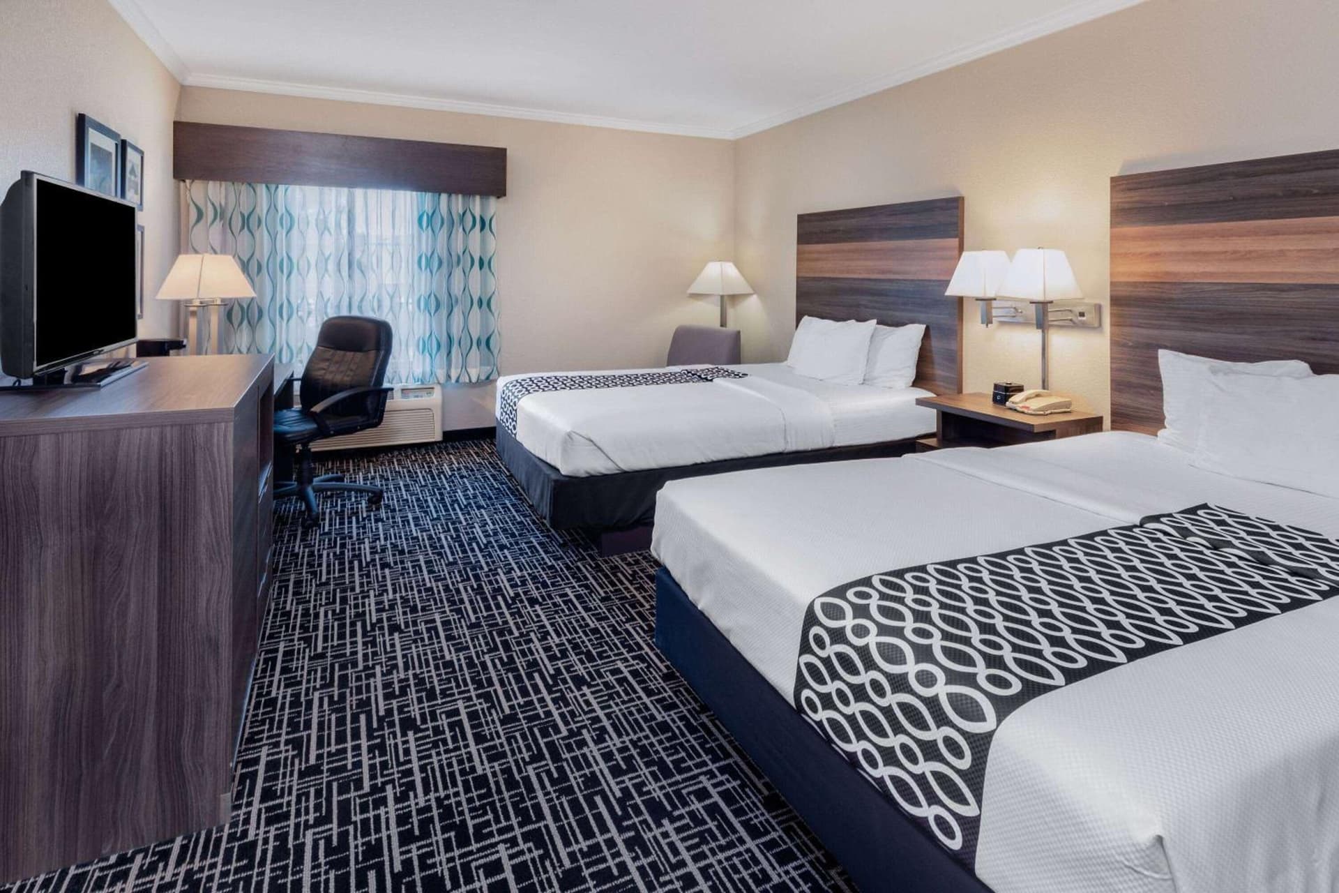 La Quinta by Wyndham Garland Harbor Point gallery photo in Garland, TX — image 24