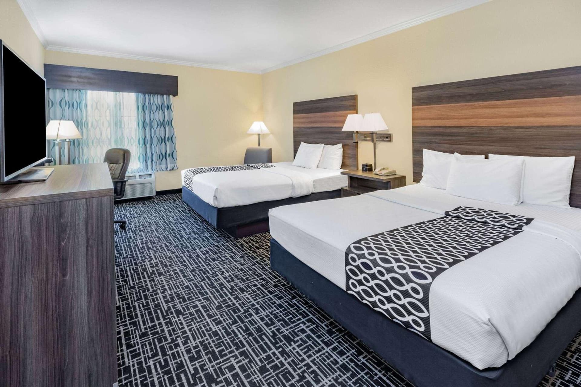 La Quinta by Wyndham Garland Harbor Point gallery photo in Garland, TX — image 63