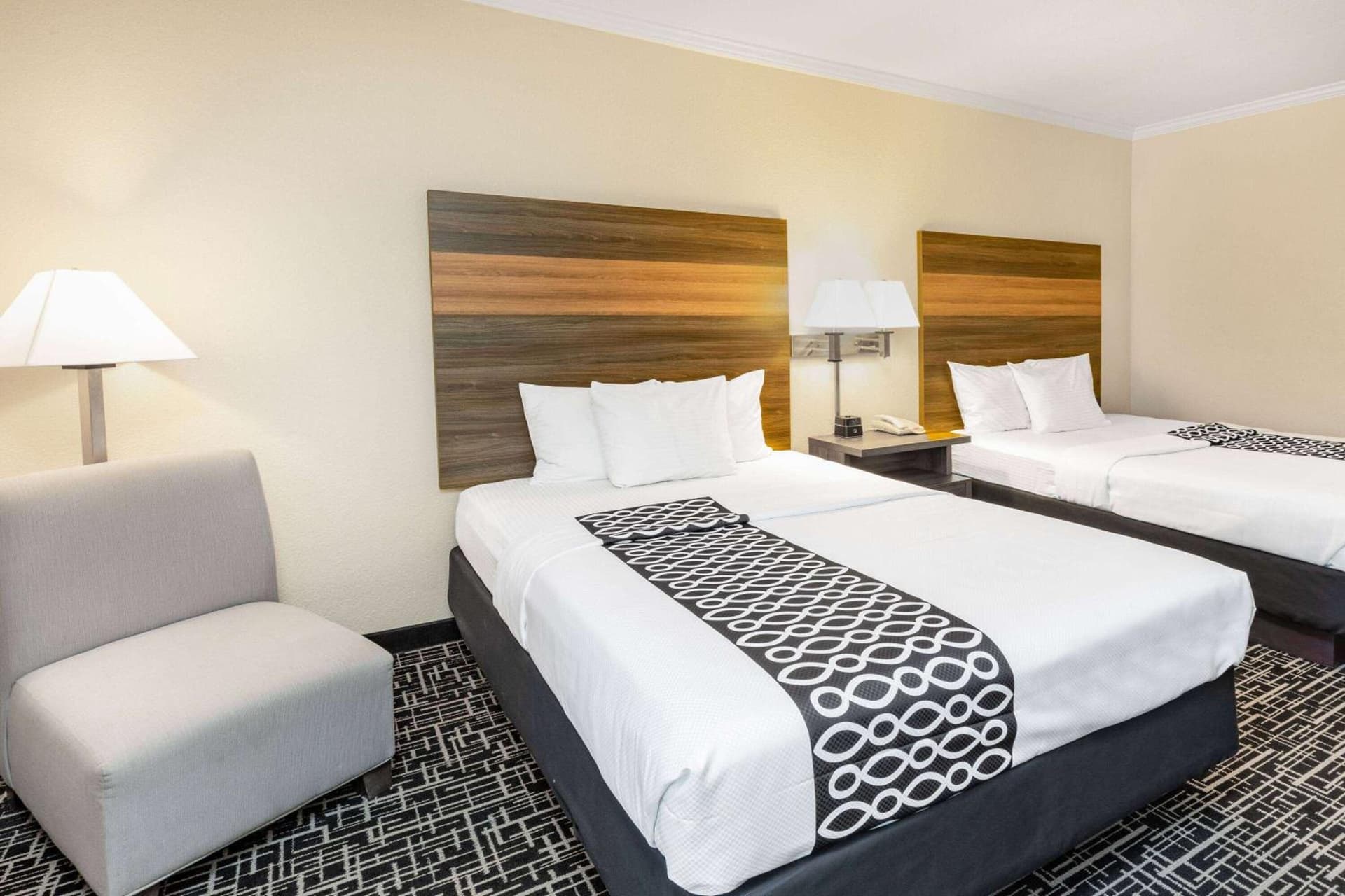 La Quinta by Wyndham Garland Harbor Point gallery photo in Garland, TX — image 15