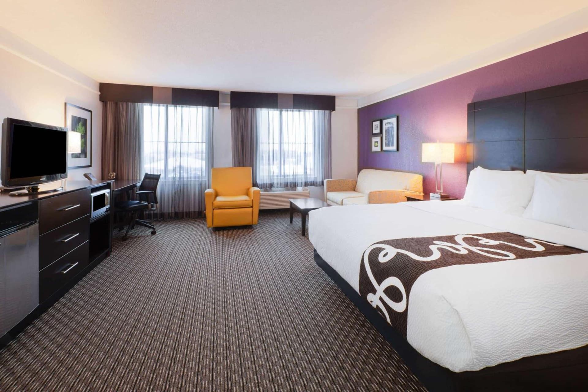La Quinta by Wyndham Detroit Utica gallery photo in Utica, MI — image 27
