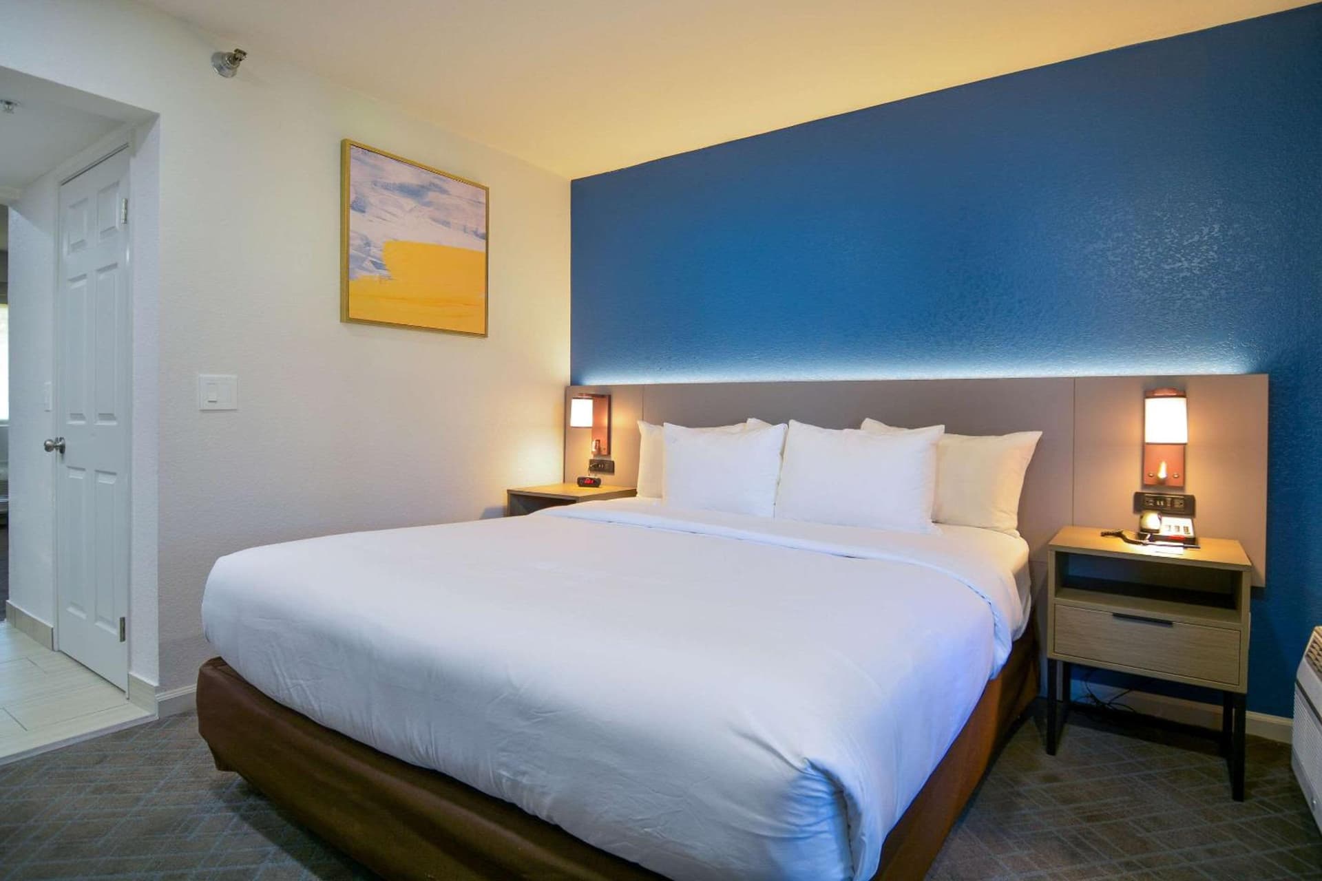 Comfort Inn & Suites Moreno Valley near March Air Reserve Base gallery photo in Moreno Valley, CA — image 55