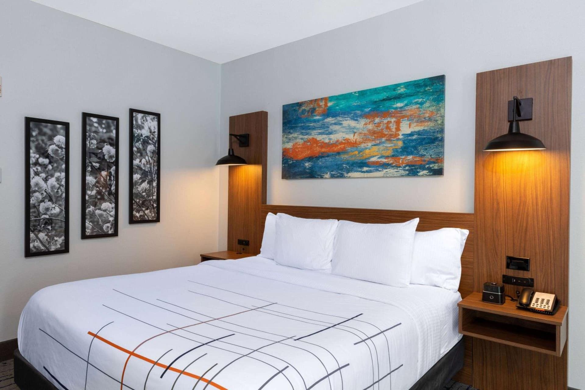 La Quinta Inn & Suites by Wyndham Dallas - Frisco Stadium gallery photo in Frisco, TX — image 16