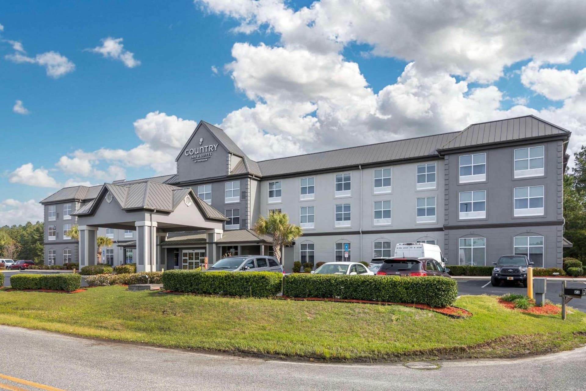 Country Inn & Suites By Radisson, Savannah Airport, GA interior in Savannah, GA — gallery photo 2