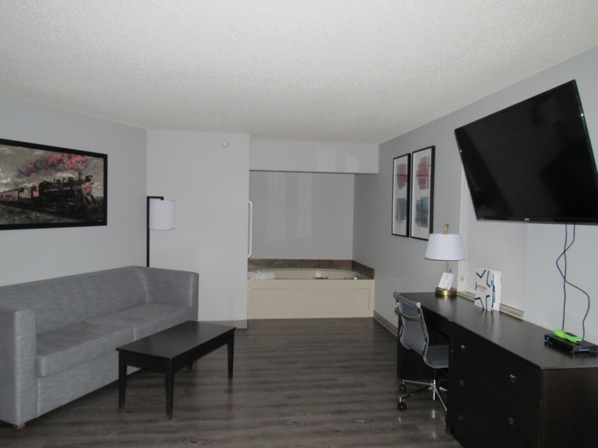 AmericInn by Wyndham Lincoln South gallery photo in Lincoln, NE — image 48