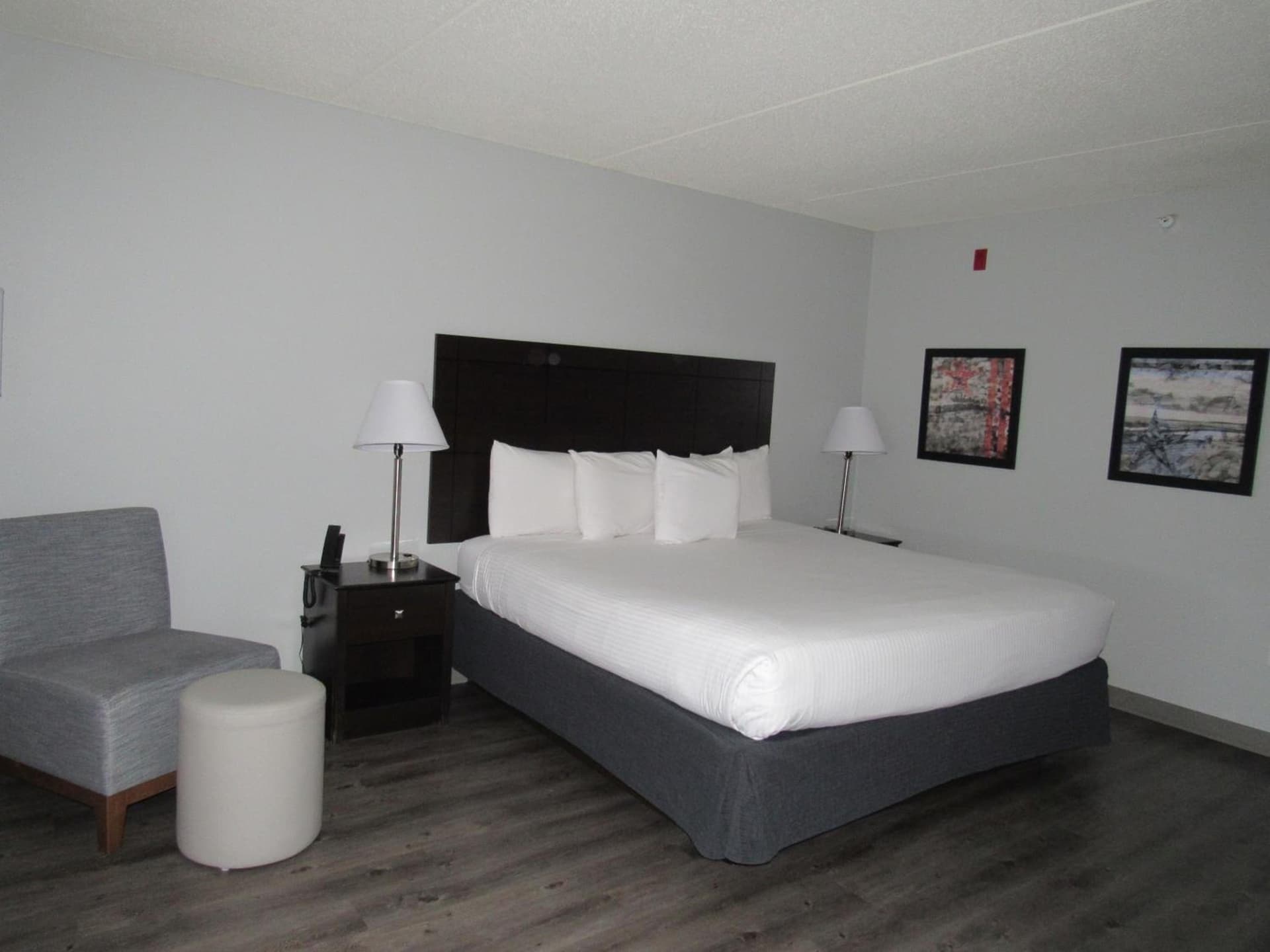 AmericInn by Wyndham Lincoln South gallery photo in Lincoln, NE — image 23