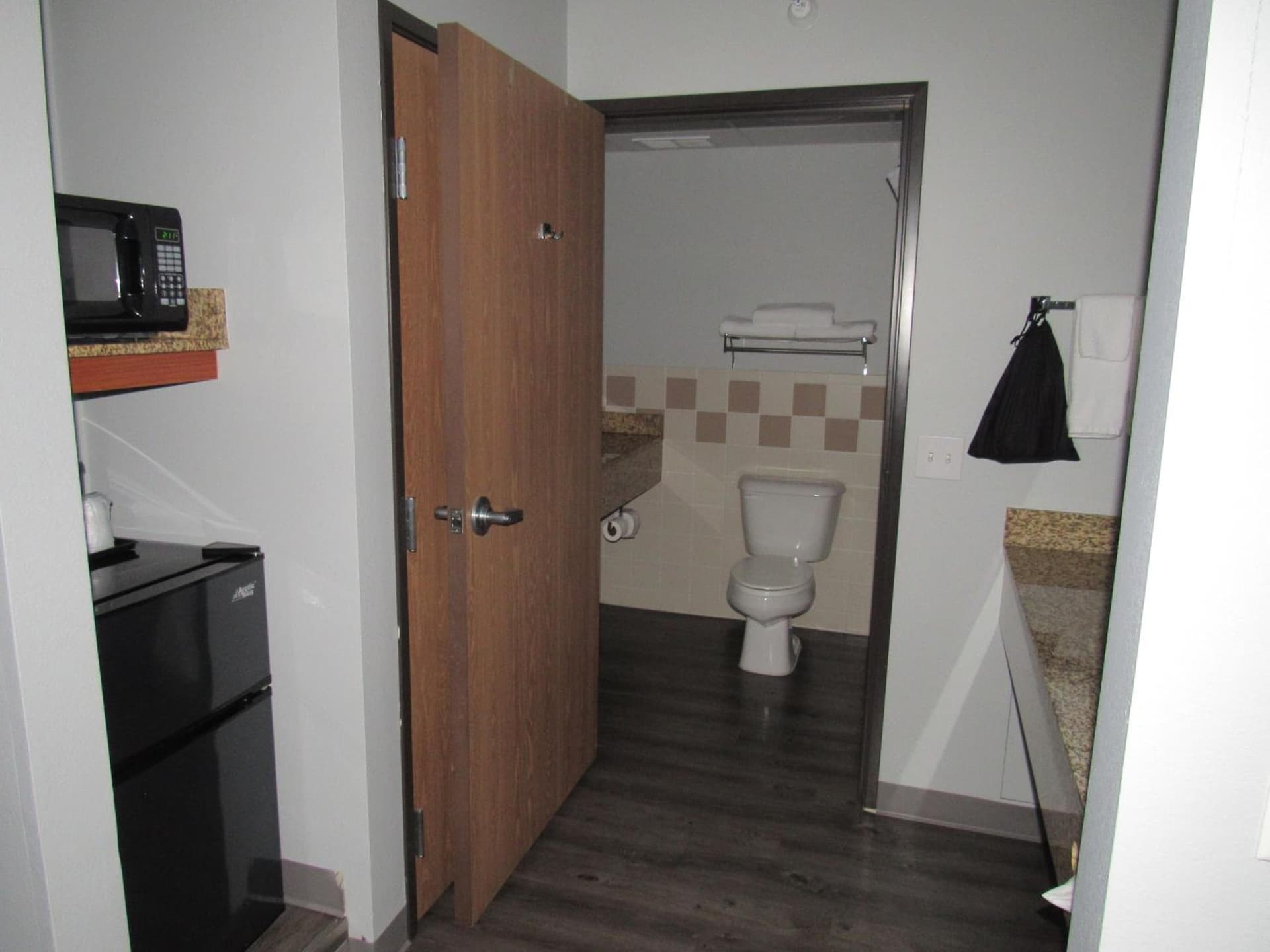 AmericInn by Wyndham Lincoln South gallery photo in Lincoln, NE — image 52