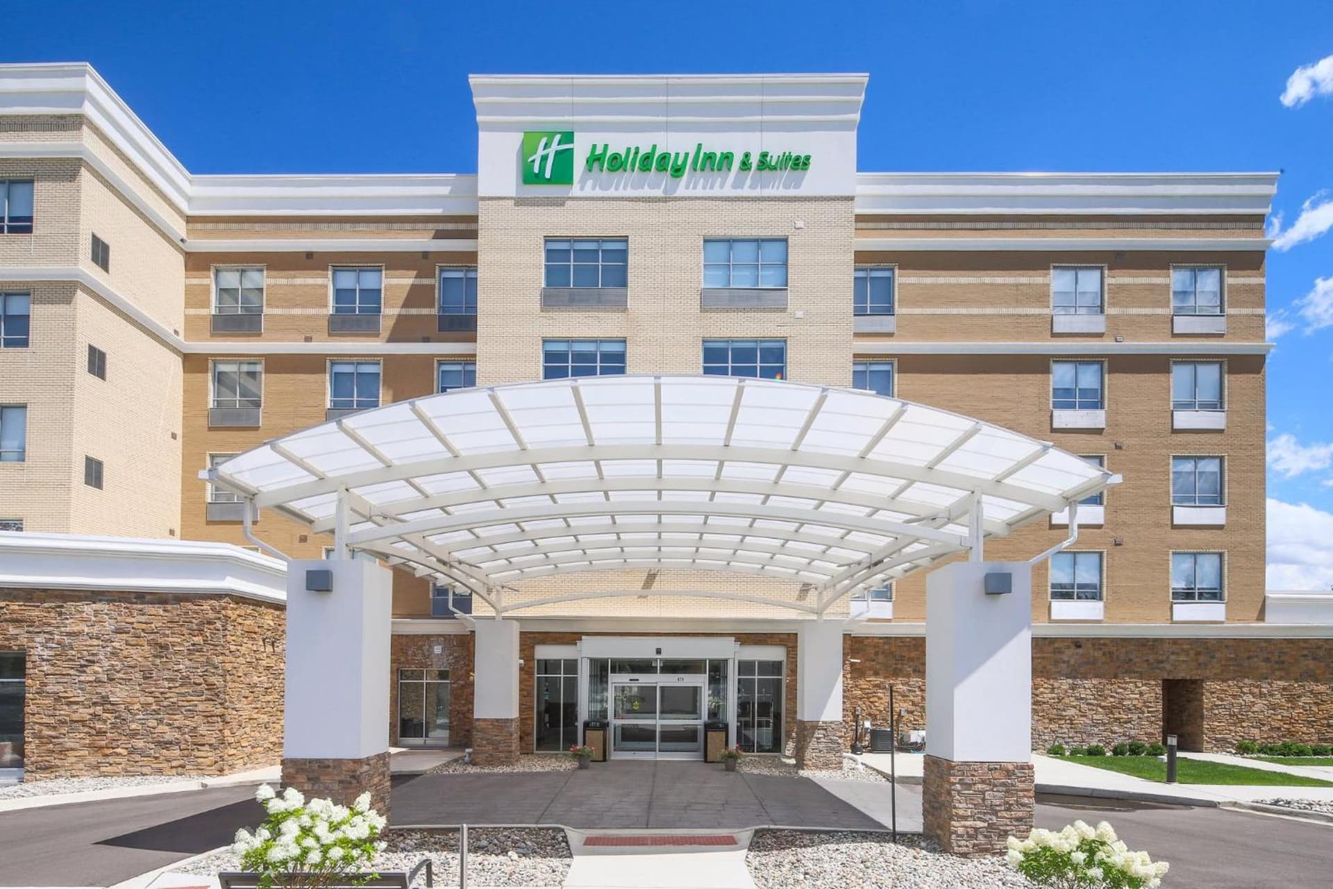 Holiday Inn & Suites Detroit - Troy by IHG featured exterior or lobby in Troy, MI — similar hotel