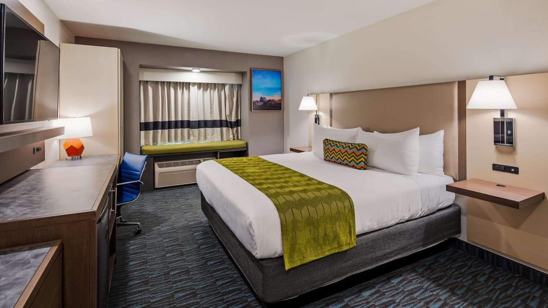 Best Western Plus Yuma Foothills Inn & Suites property views in Yuma, AZ — gallery photo 3