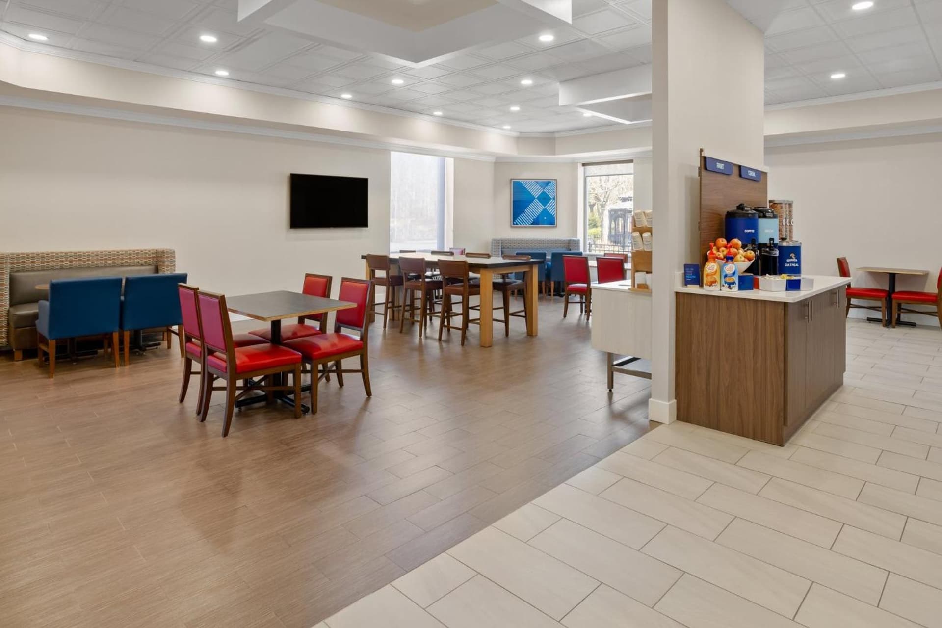 Holiday Inn Express Stony Brook-Long Island by IHG gallery photo in Centereach, NY — image 17