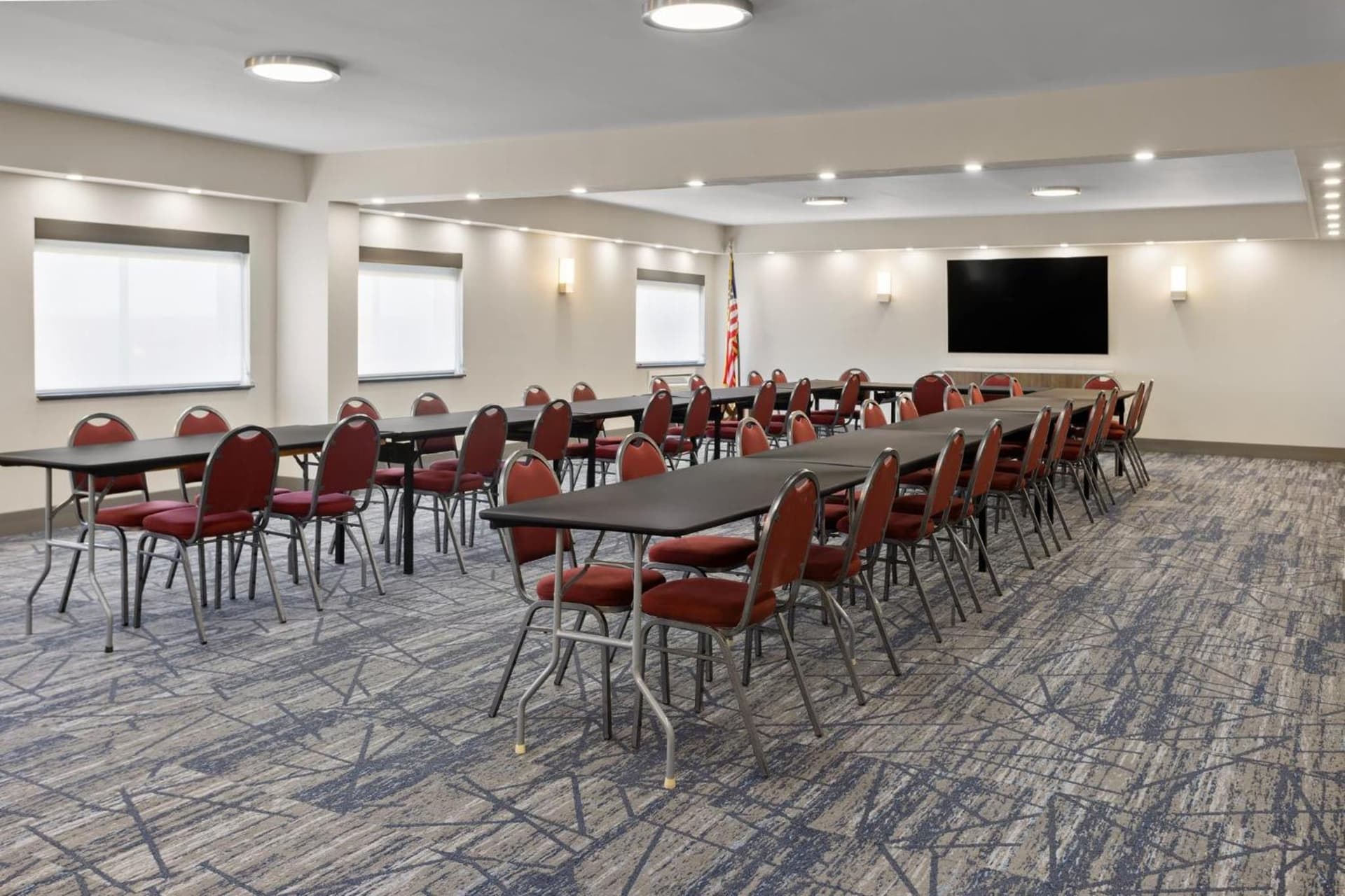 Holiday Inn Express Stony Brook-Long Island by IHG property views in Centereach, NY — gallery photo 3