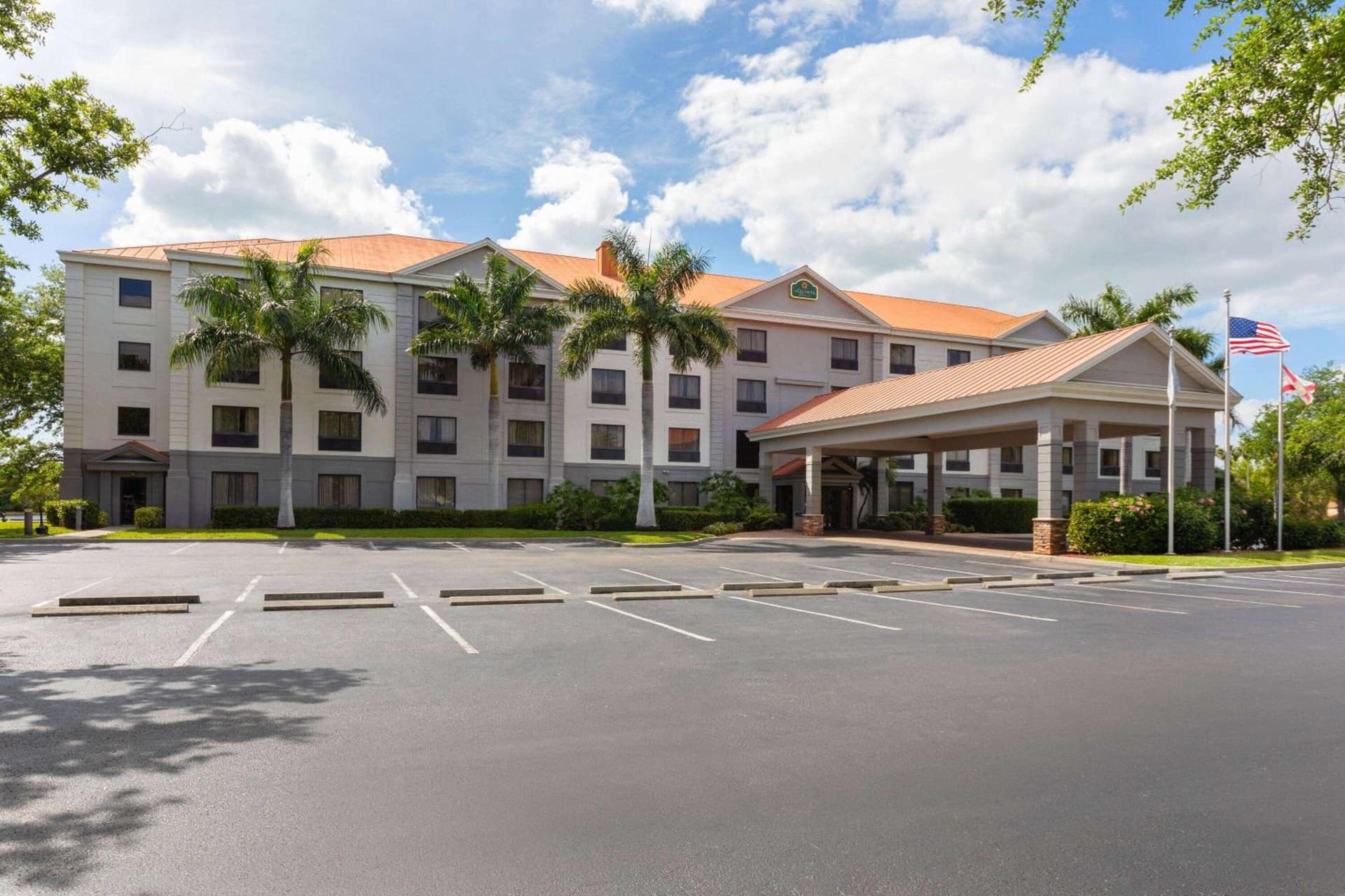 La Quinta by Wyndham Bonita Springs Naples North featured exterior or lobby in Bonita Springs, FL — similar hotel