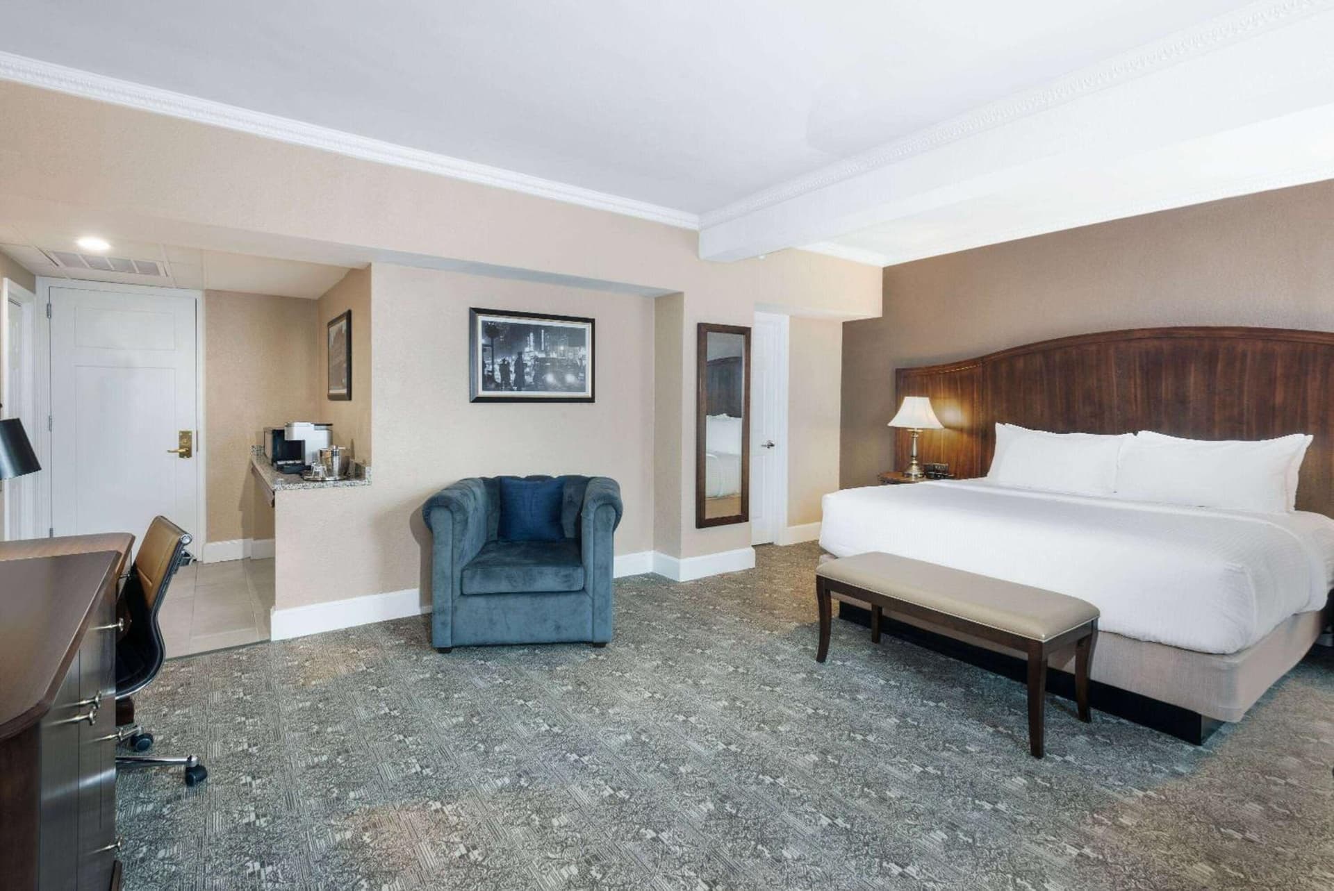 The Americus Hotel, Unscripted by Hyatt gallery photo in Allentown, PA — image 43