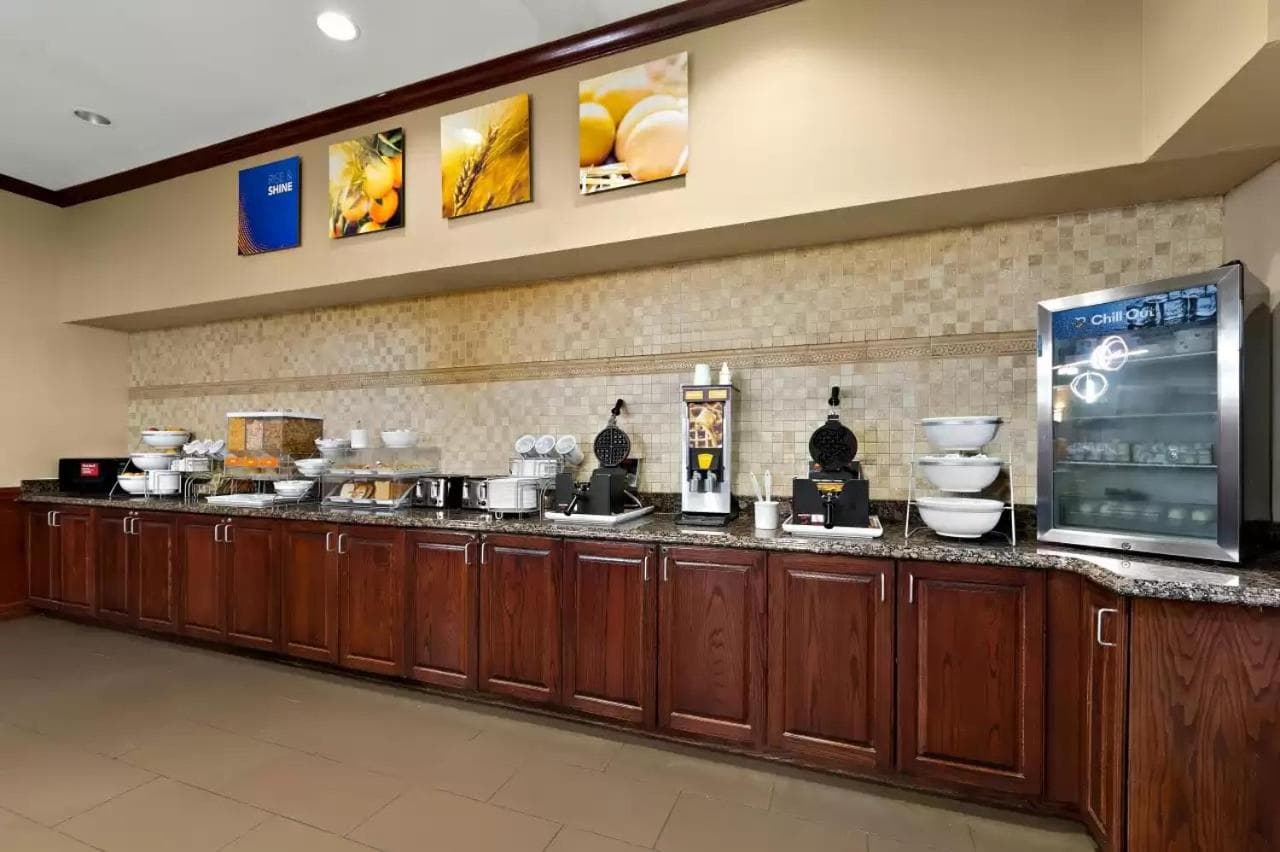 Comfort Suites Corpus Christi Central gallery photo in Corpus Christi, TX — image 32