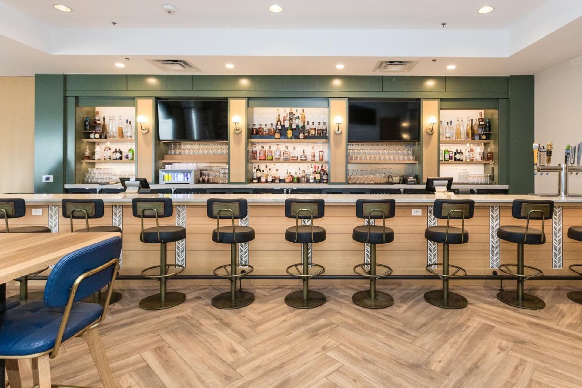 Hyatt Regency Coralville gallery photo in Coralville, IA — image 12