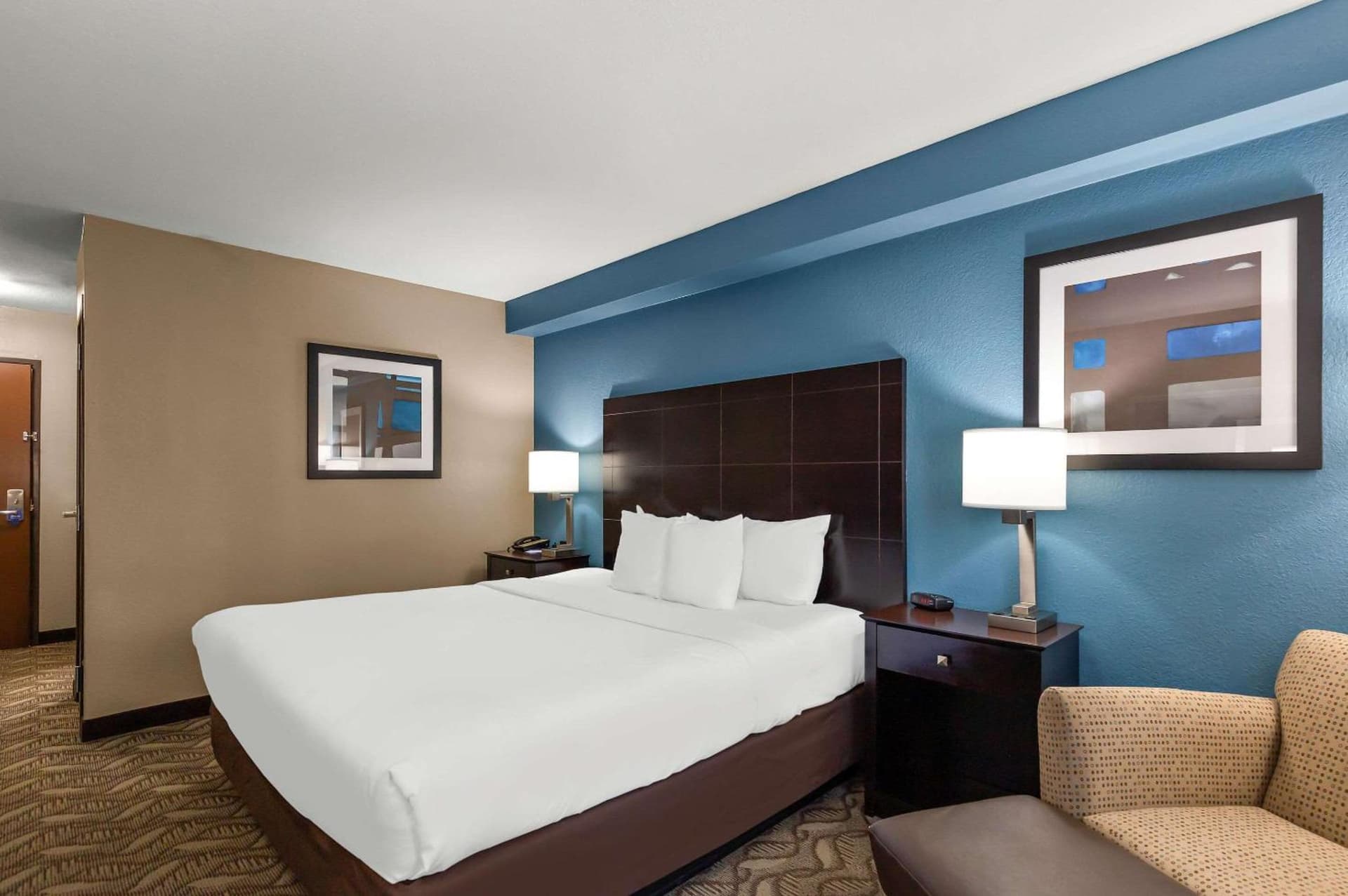 Comfort Inn & Suites Springfield I-55 gallery photo in Springfield, IL — image 28