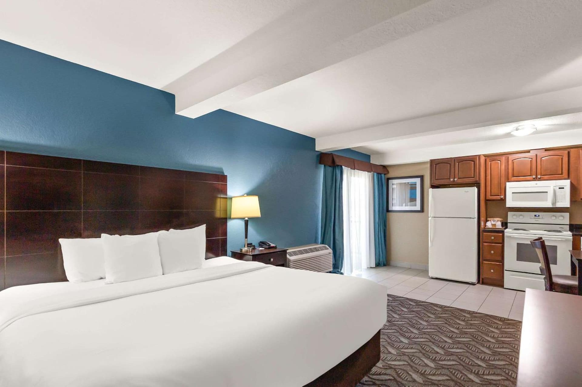 Comfort Inn & Suites Springfield I-55 gallery photo in Springfield, IL — image 42
